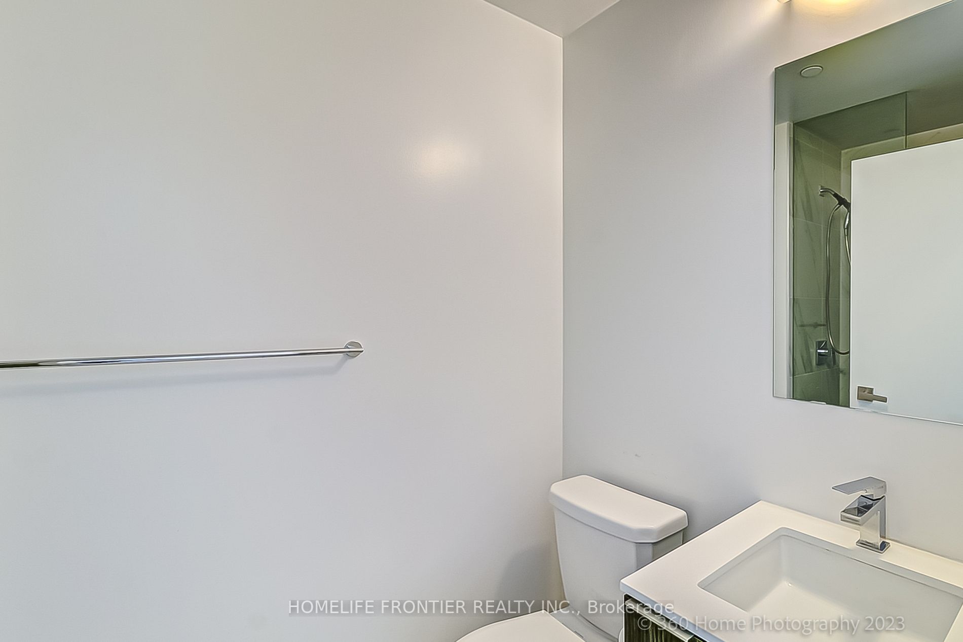 31 Tippett Rd, #731