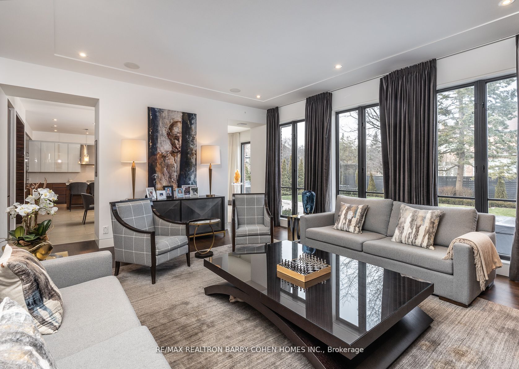 148 Highland Crescent
