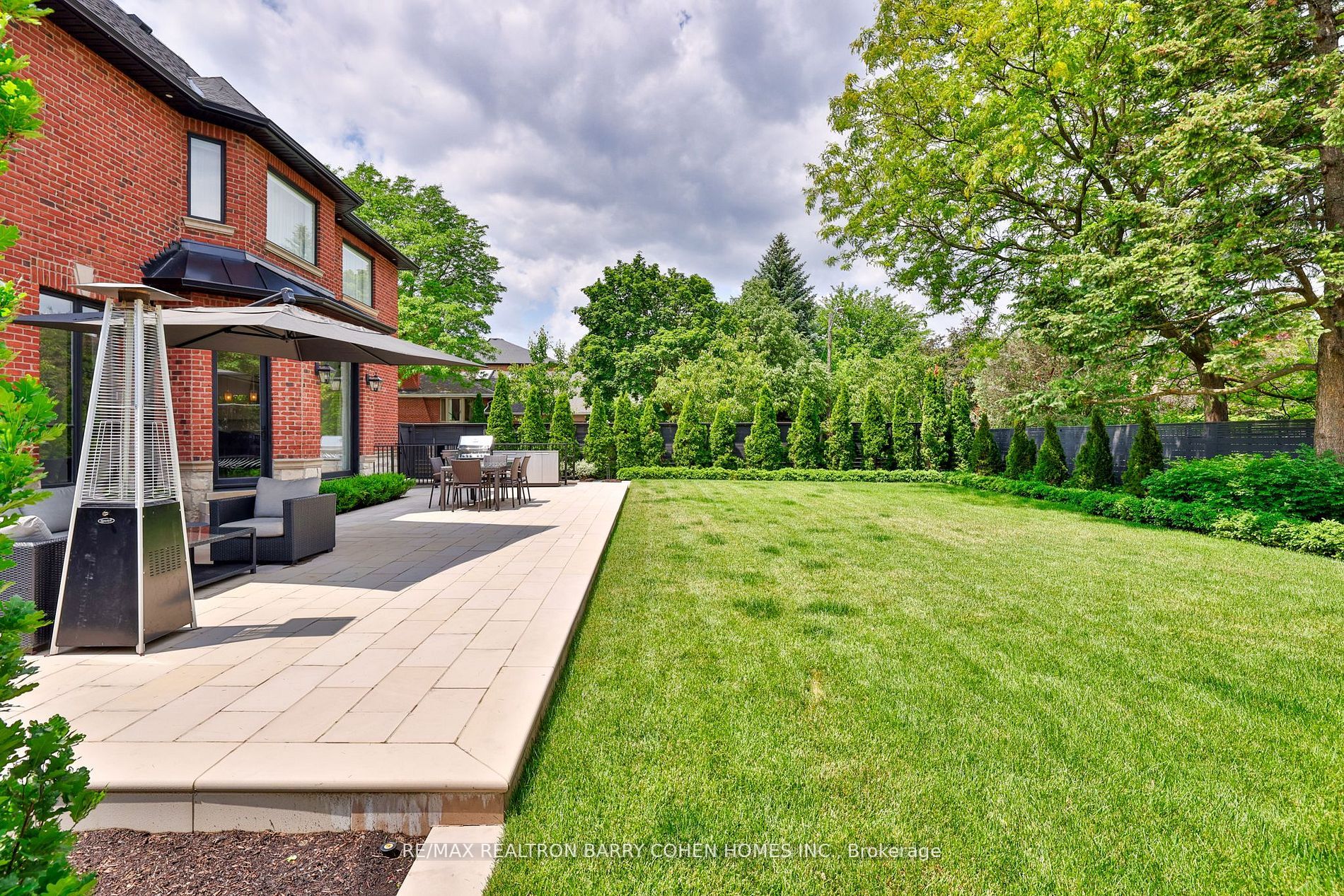 148 Highland Crescent