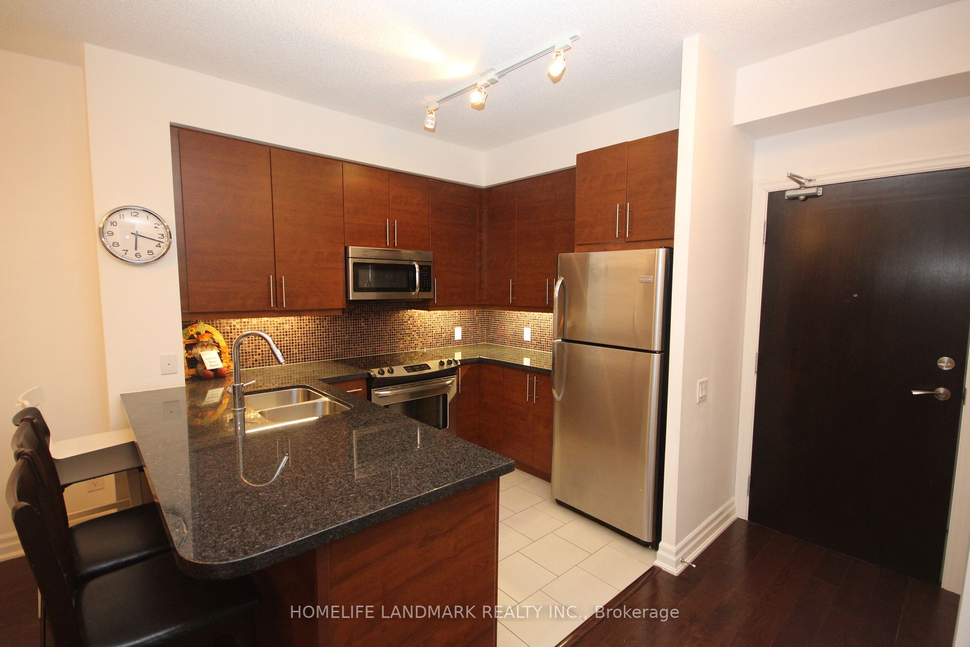 17 Ruddington Drive, #603
