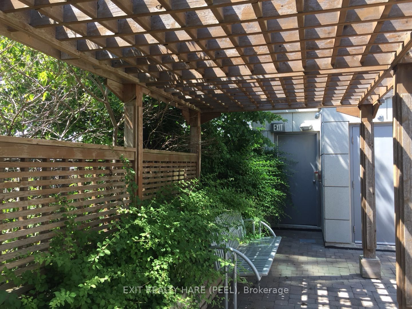15 Greenview Avenue, #307