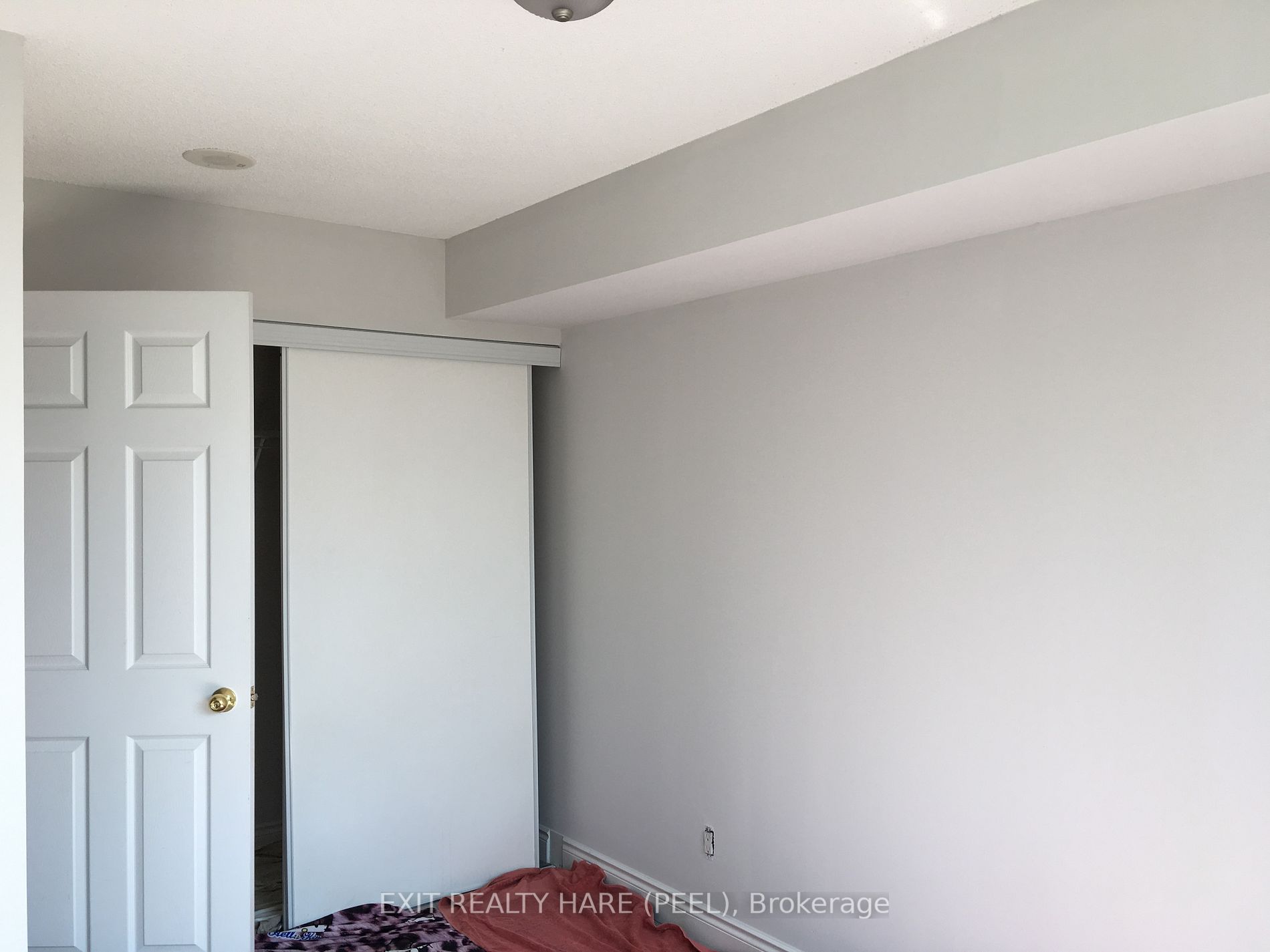 15 Greenview Avenue, #307