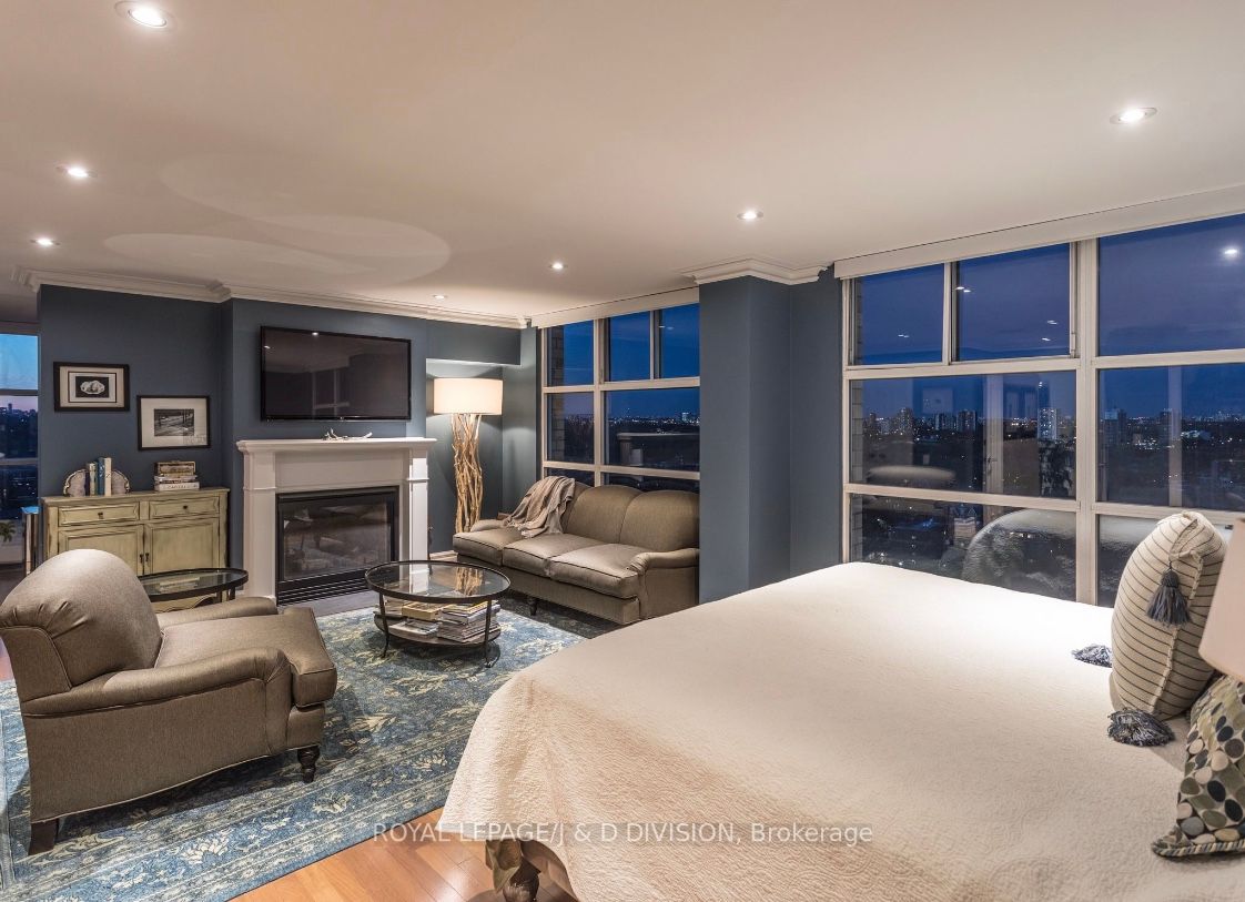 409 Bloor St E, #Ph1