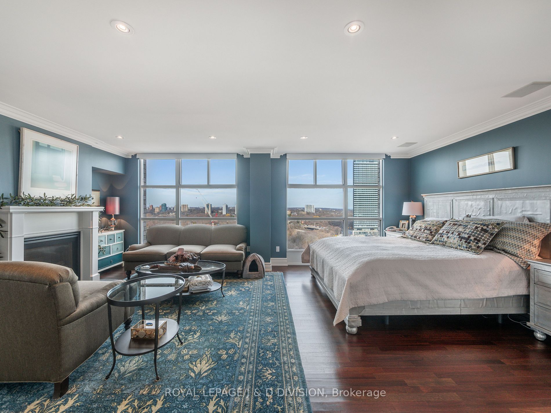 409 Bloor St E, #Ph1