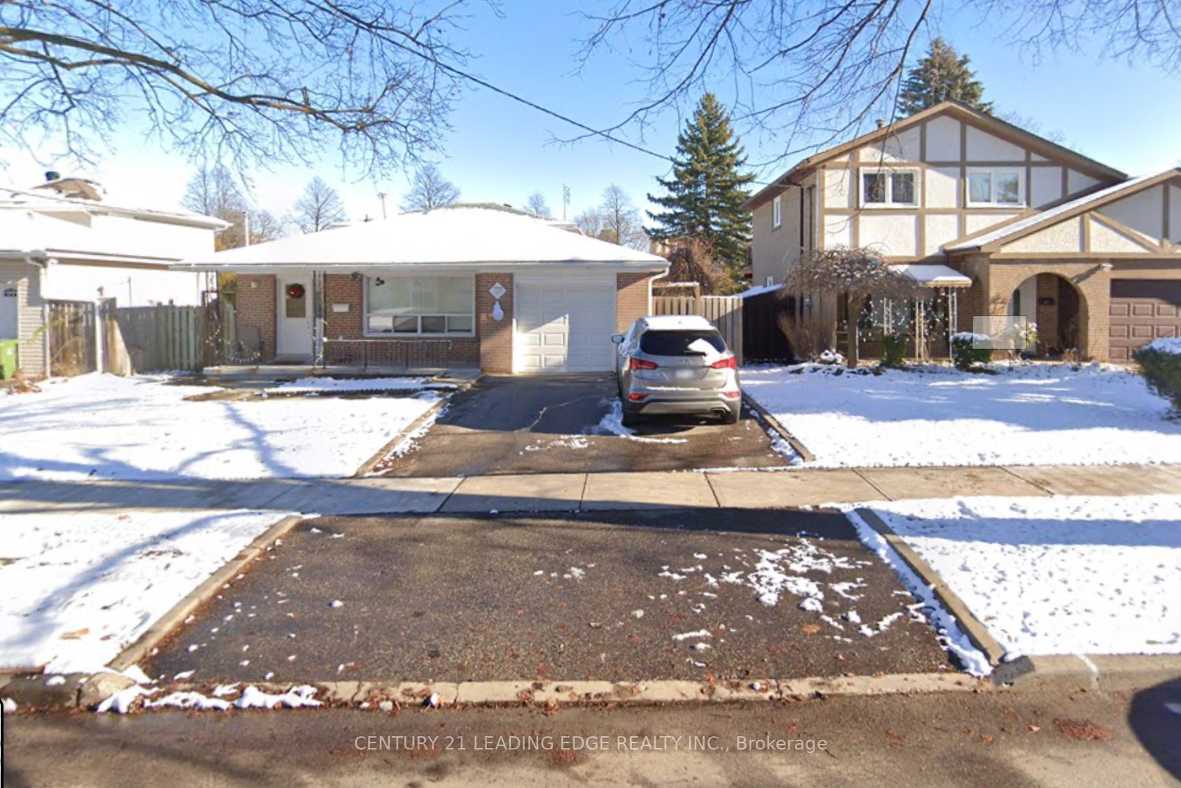 23 Lesgay Cres
