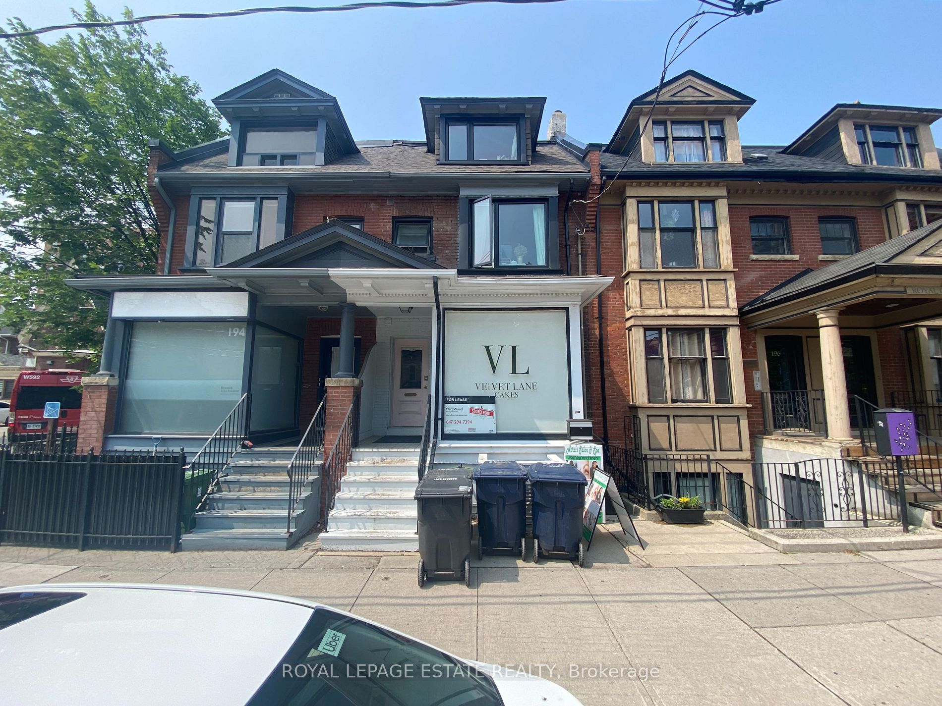 194A Carlton St
