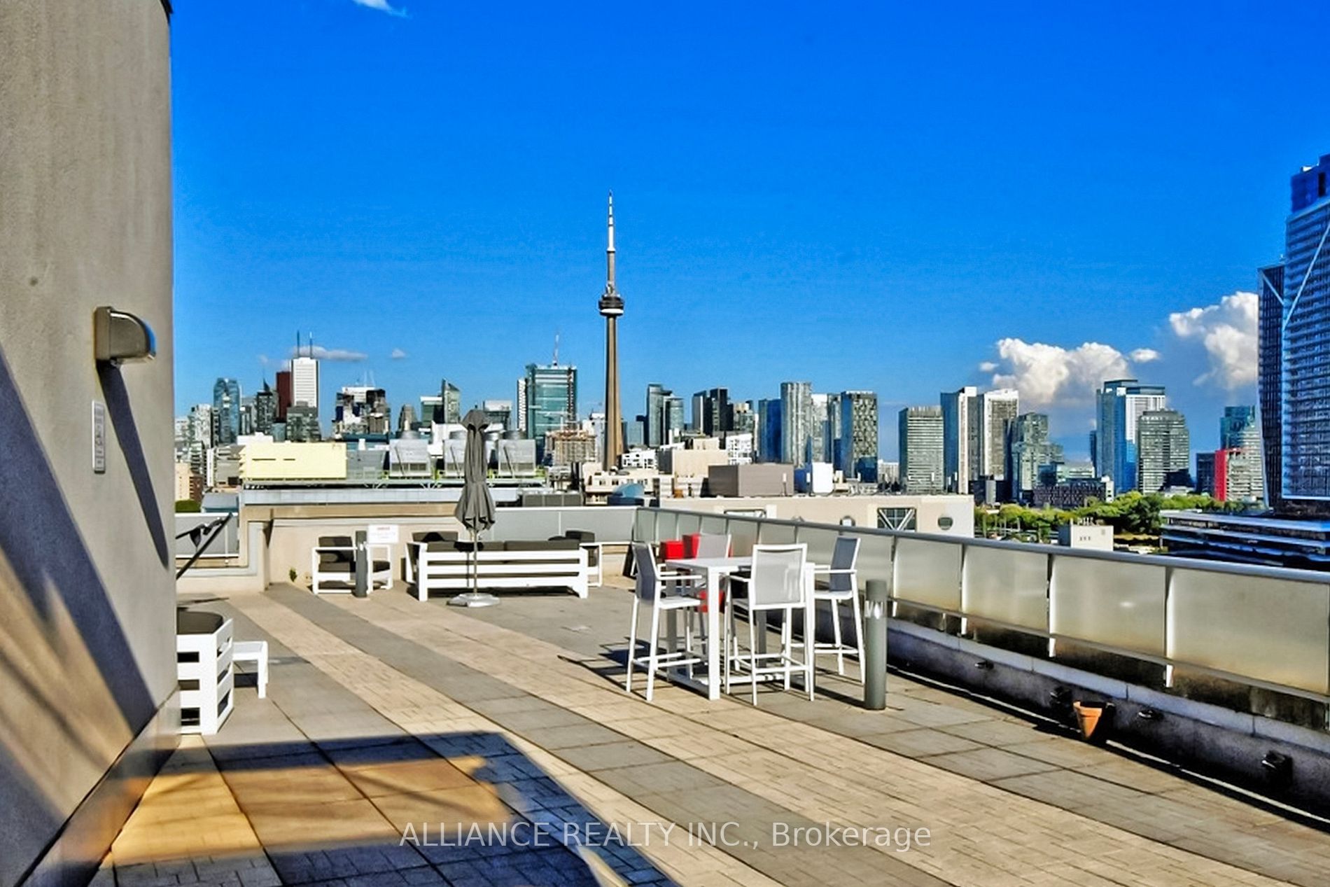 1 Shaw St, #927