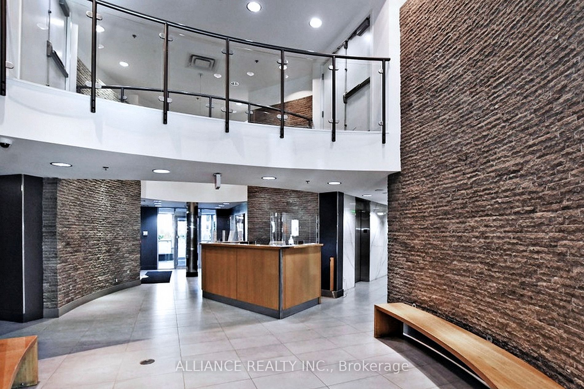 1 Shaw St, #927
