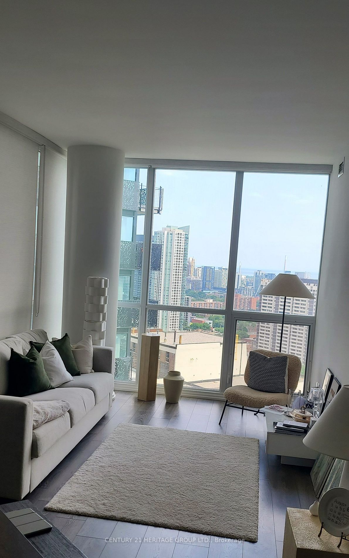 45 Charles Street E, #3212