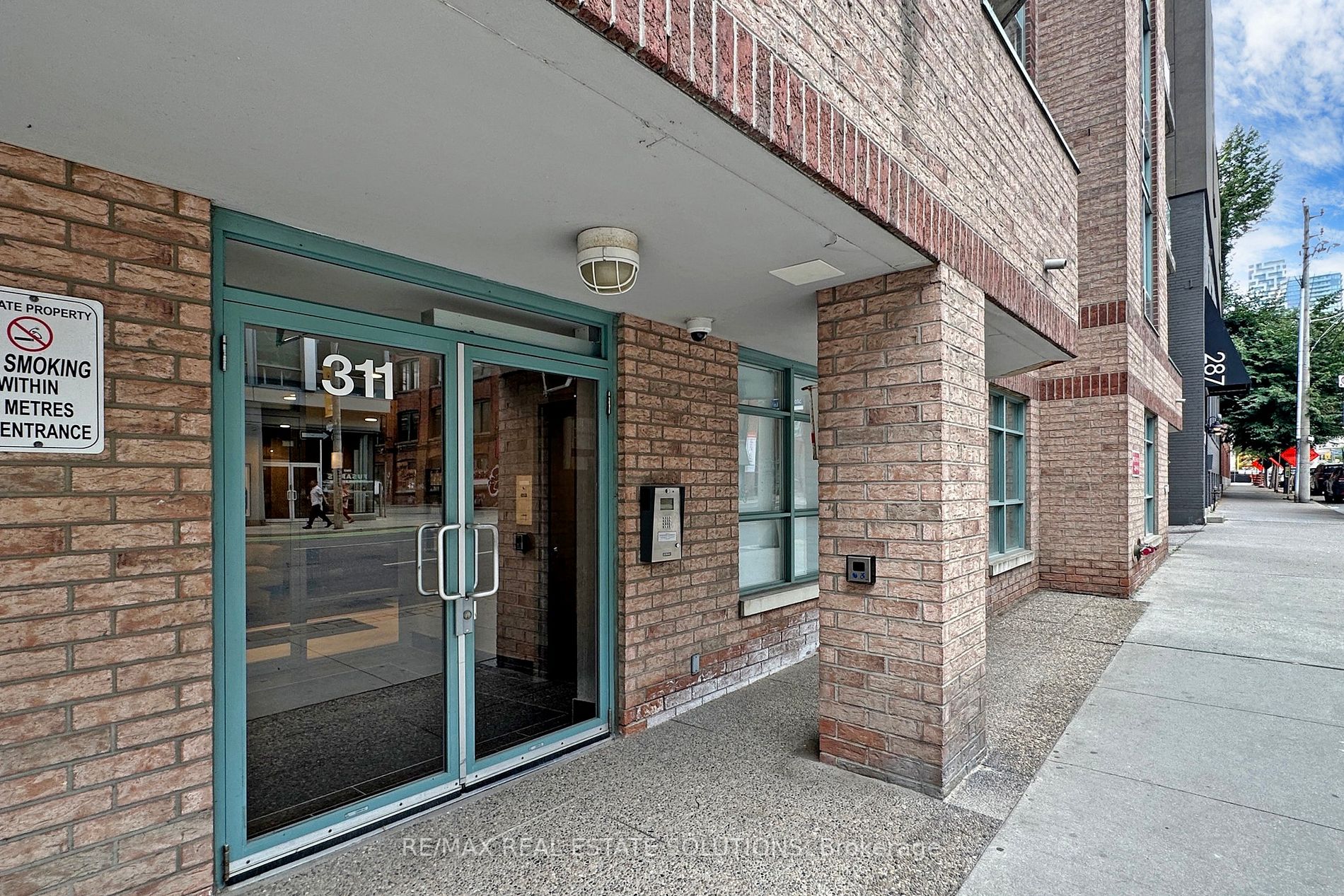 311 Richmond St E, #301