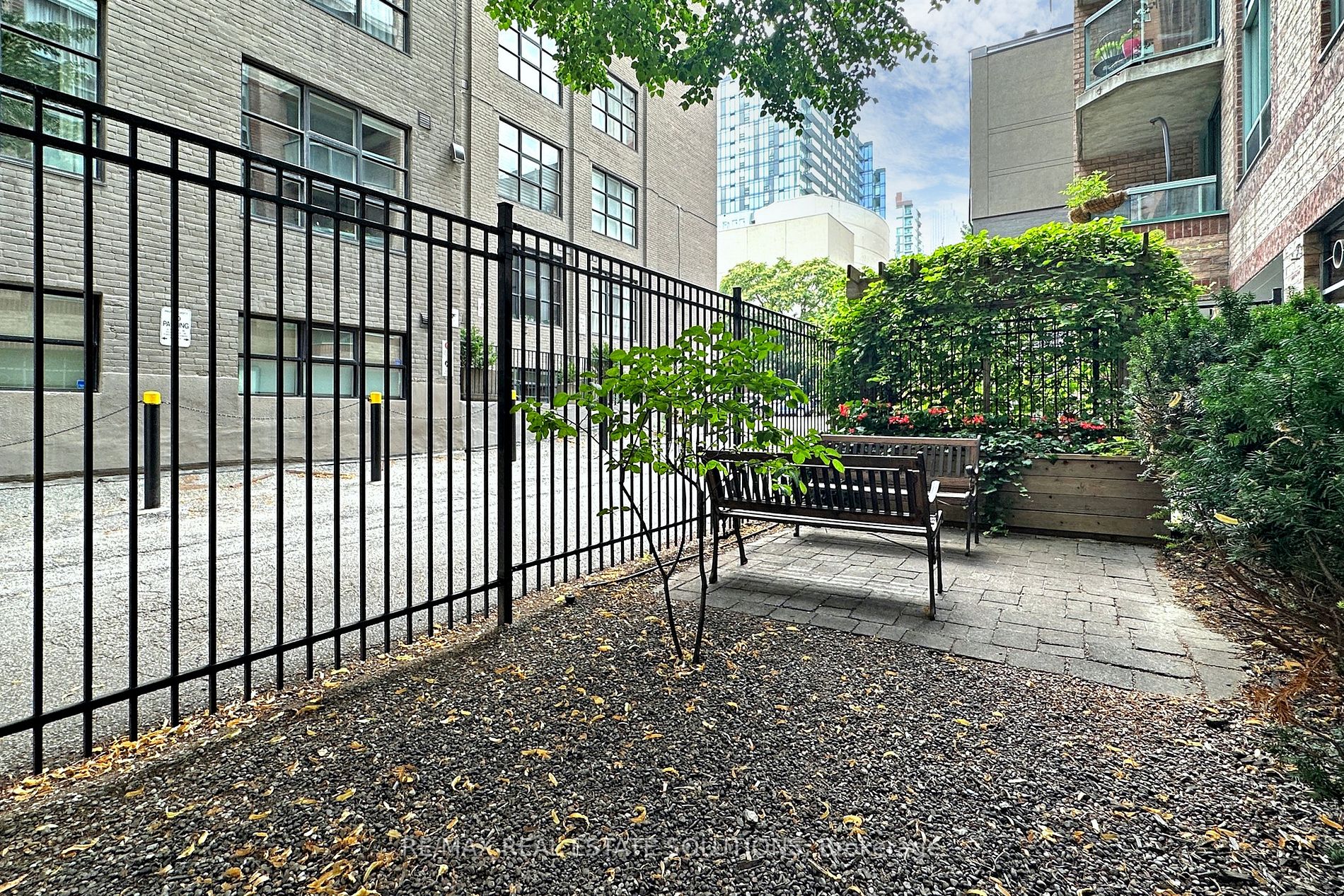 311 Richmond St E, #301
