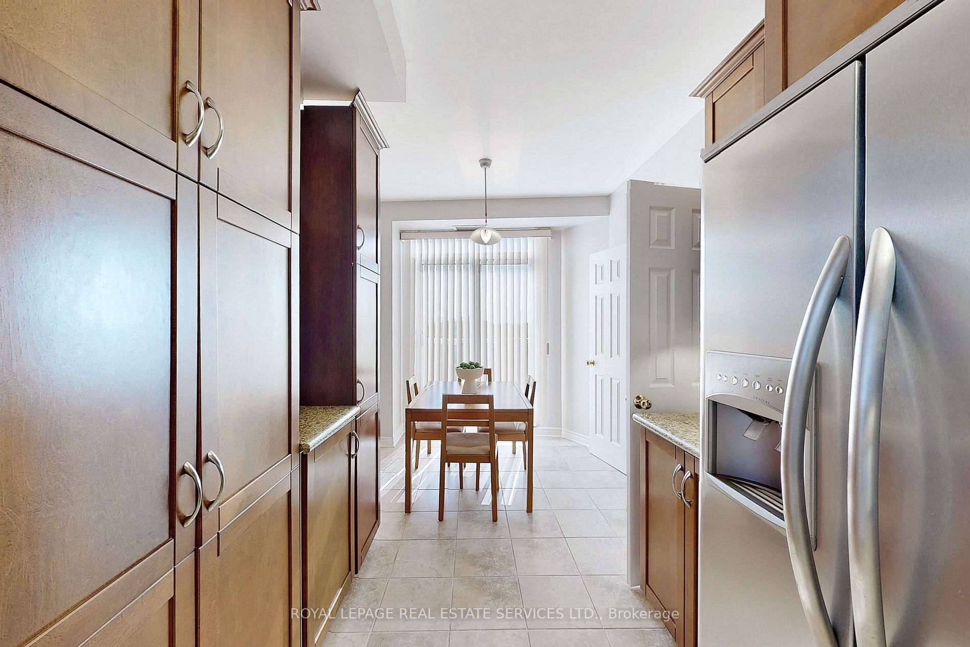4200 Bathurst St, #705