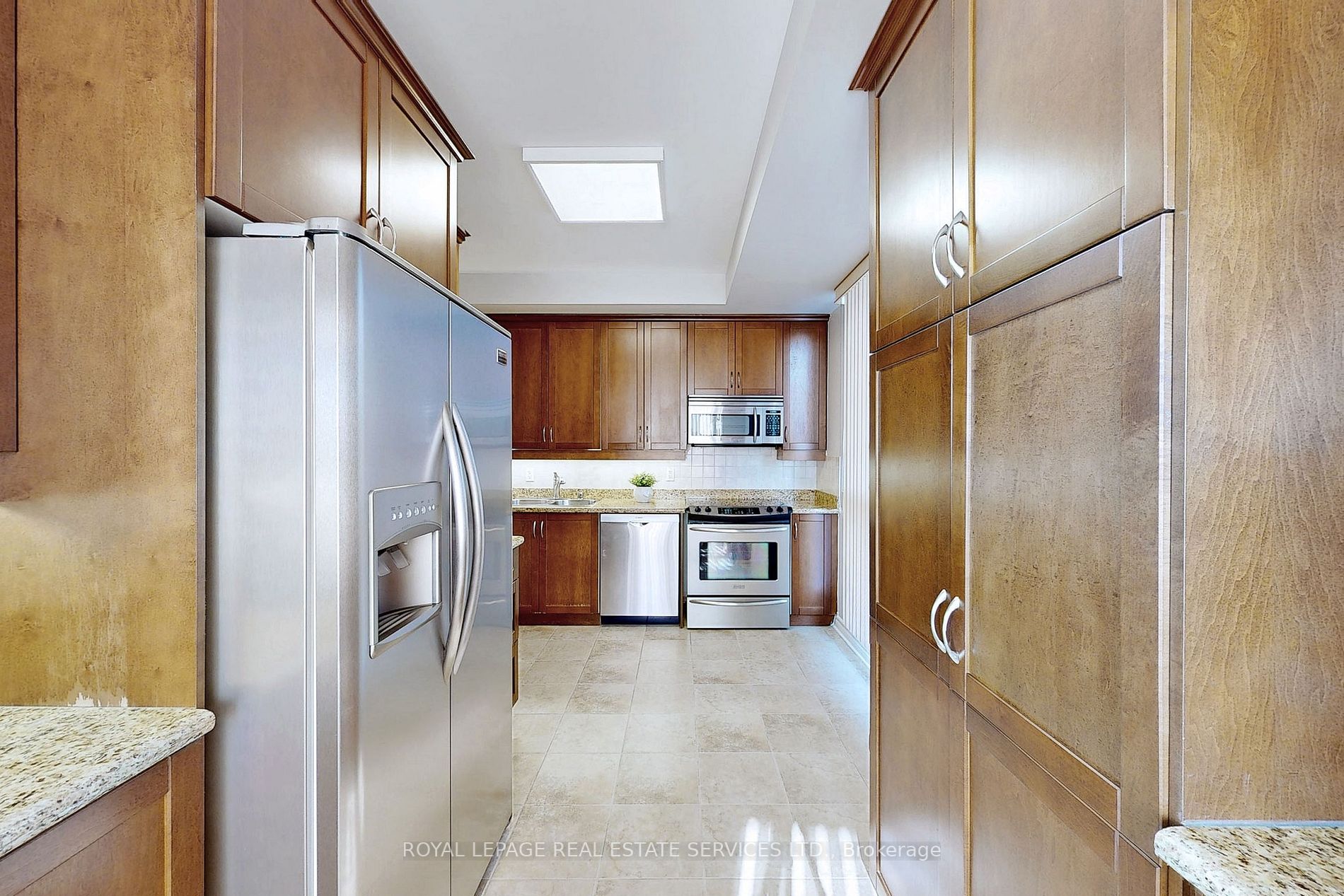 4200 Bathurst St, #705