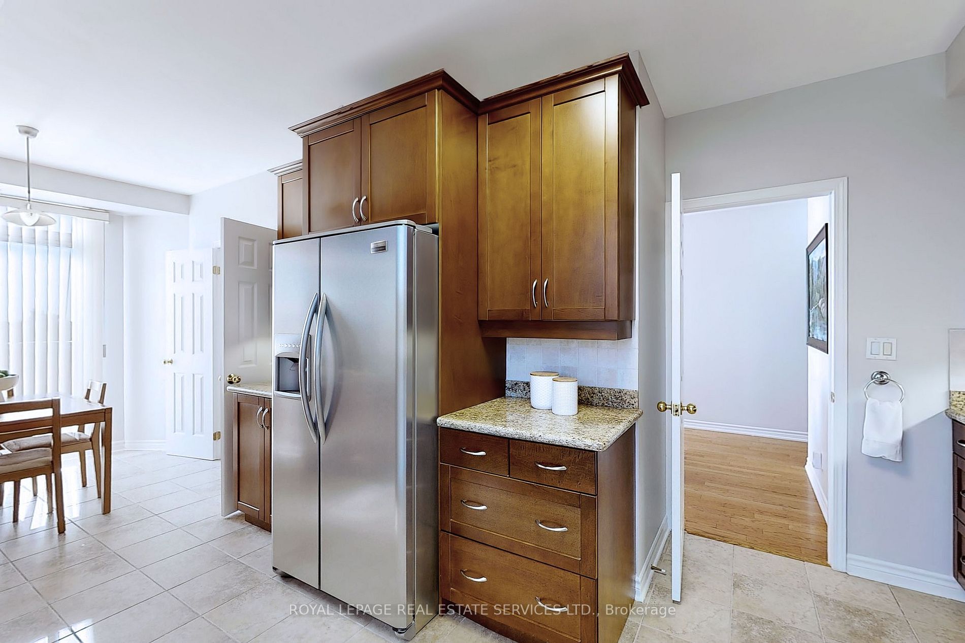 4200 Bathurst St, #705