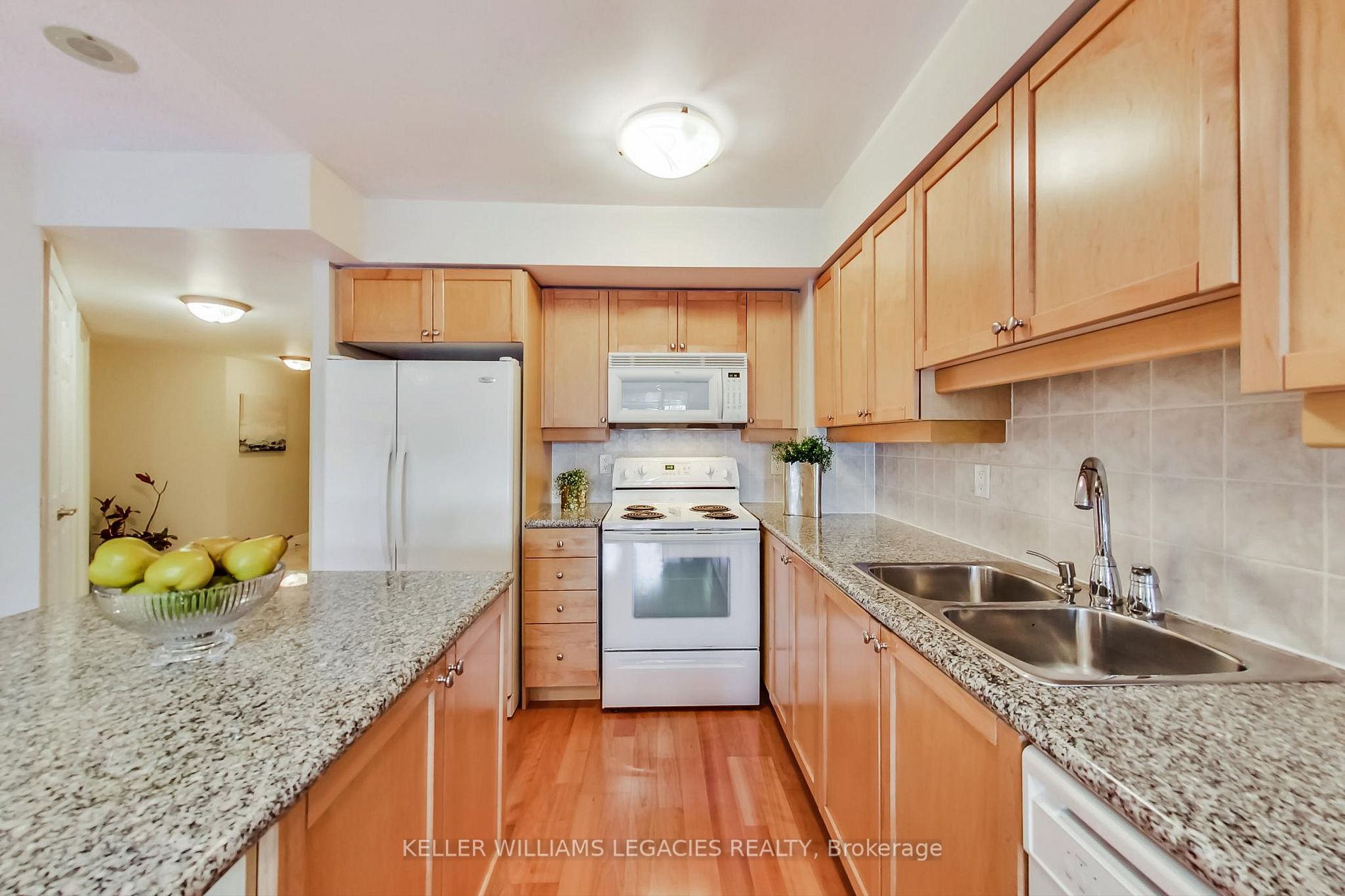 Listing C6677070 - Large Photo # 3