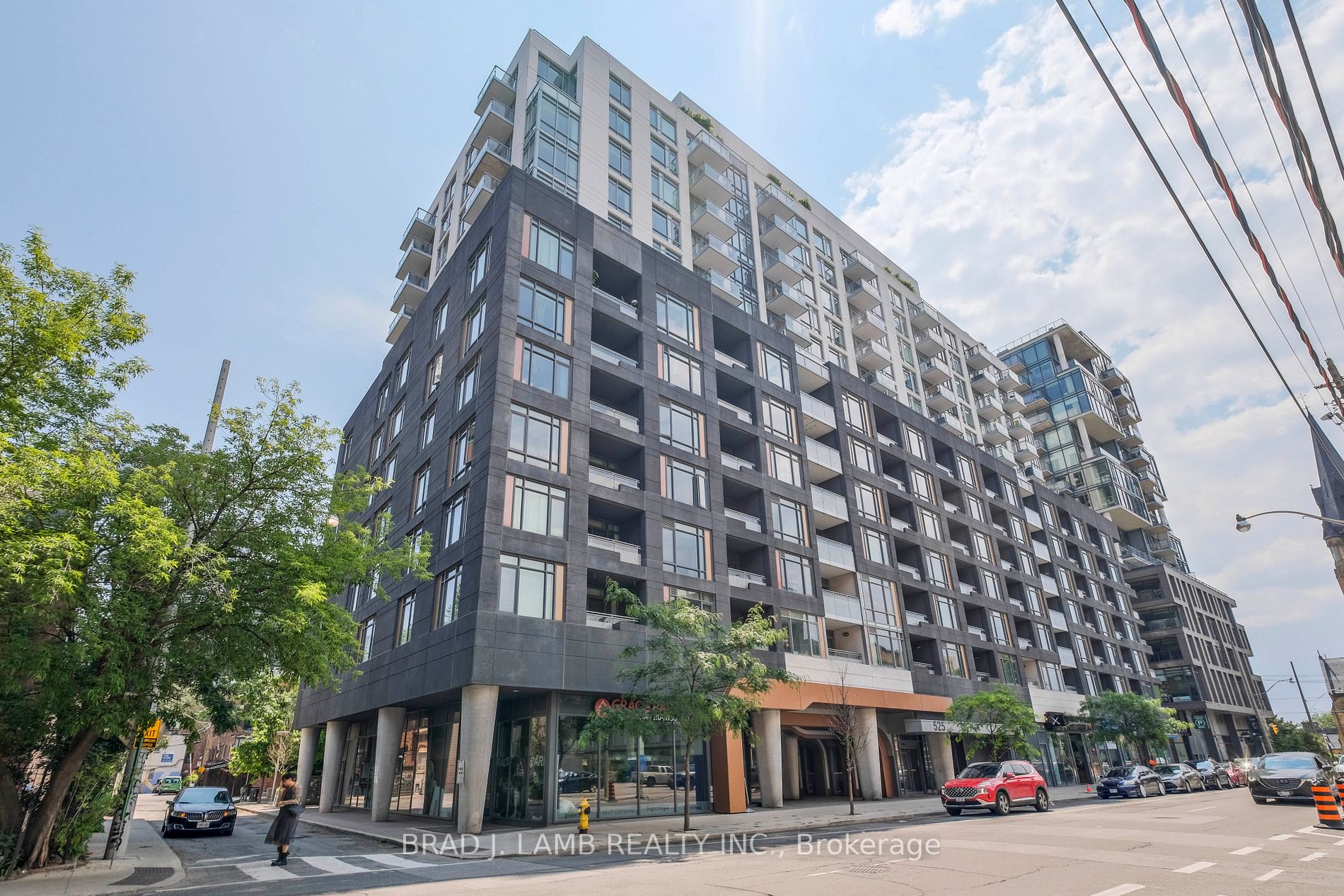 525 ADELAIDE Street W #701