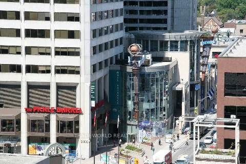 2191 Yonge St, #1606