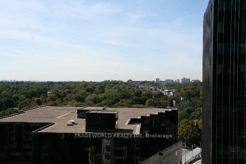 2191 Yonge St, #1606