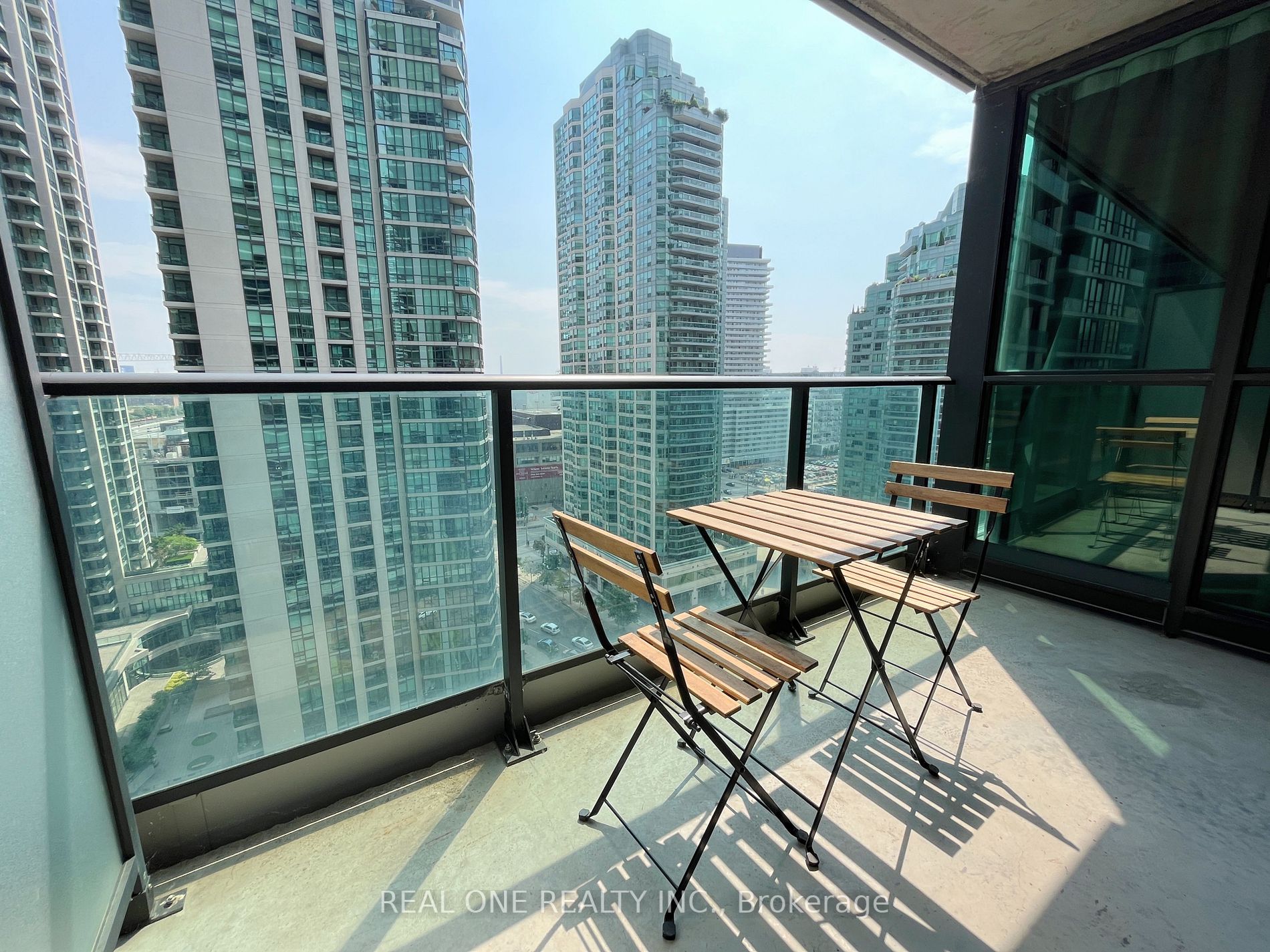 33 Bay St, #1607