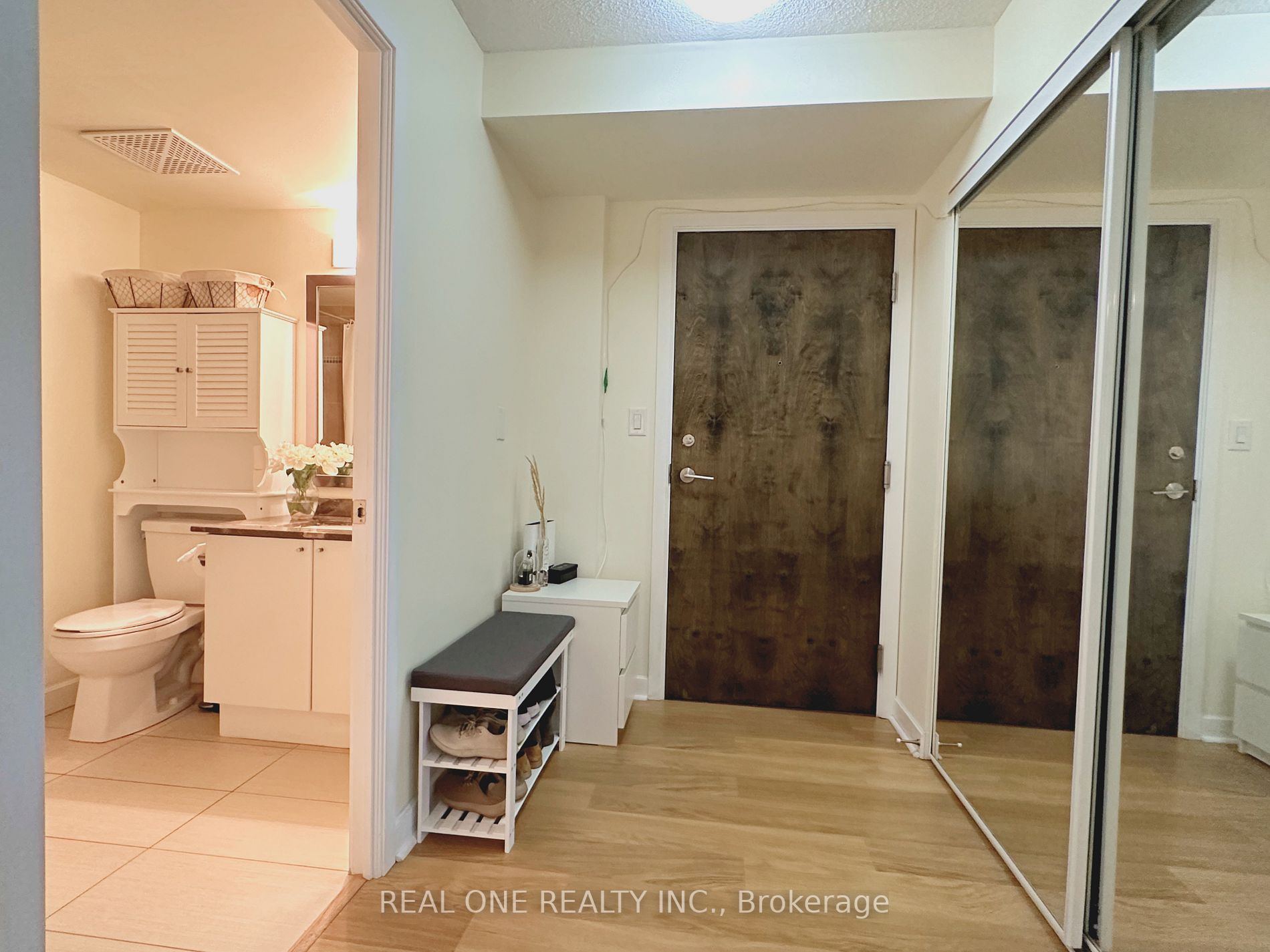 33 Bay St, #1607