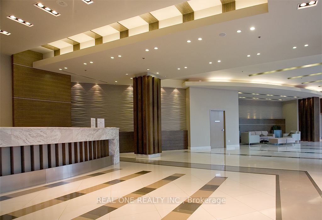 33 Bay St, #1607