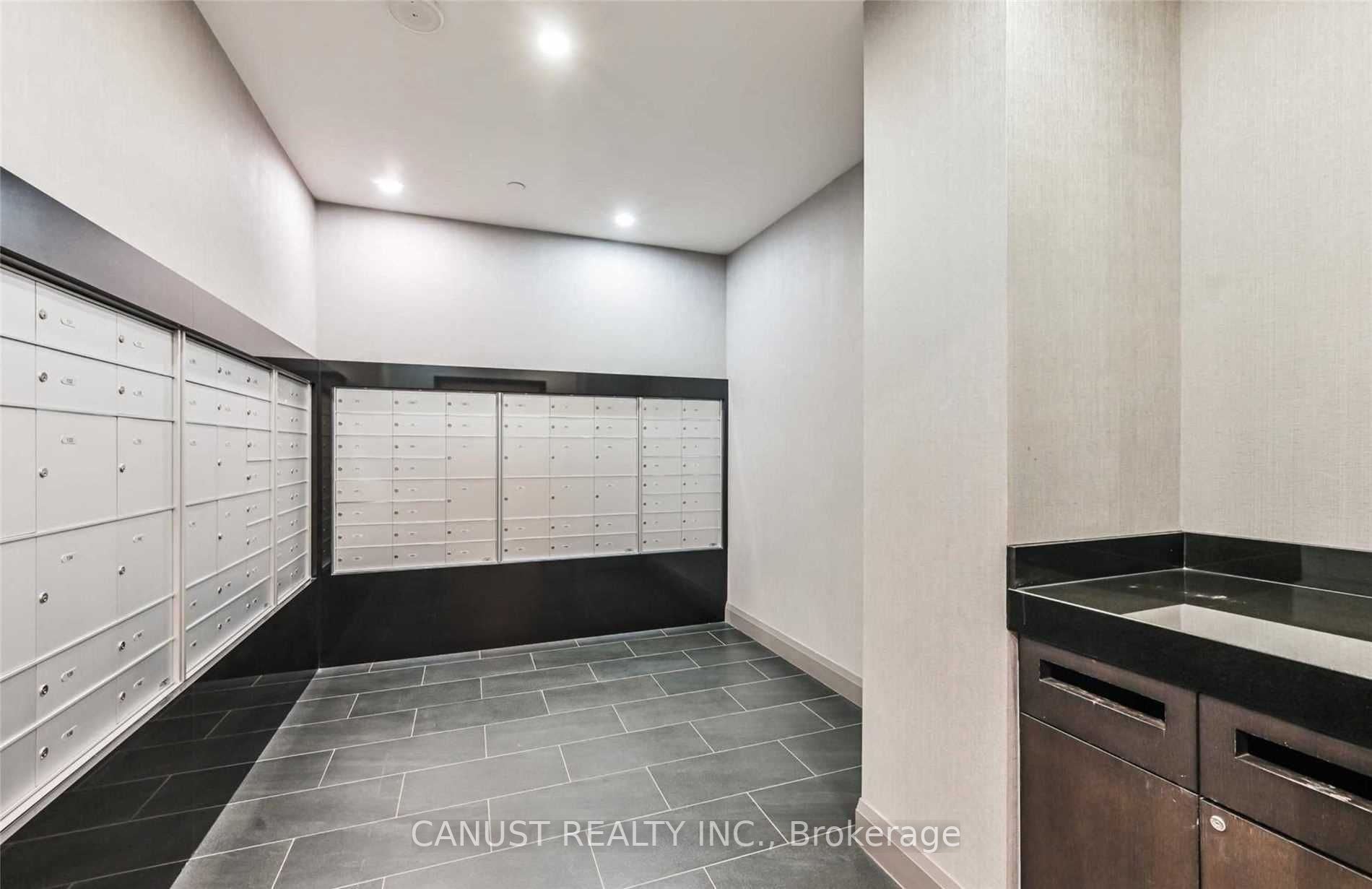 4750 Yonge St, #348