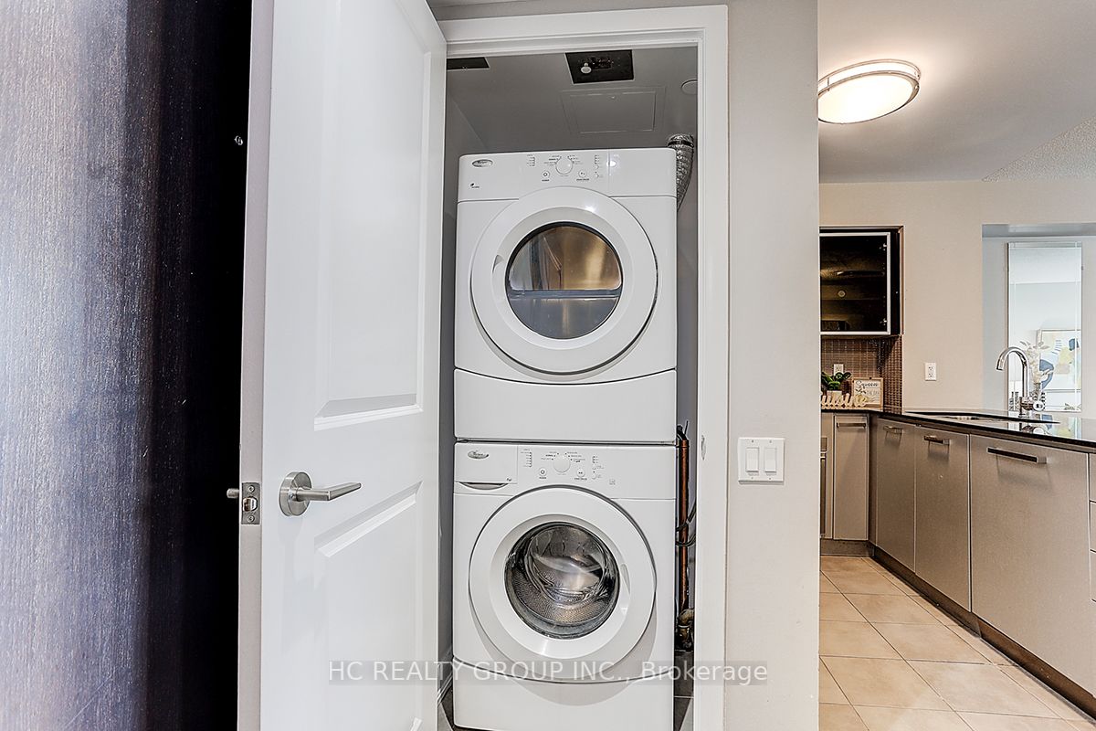 5168 Yonge St, #606