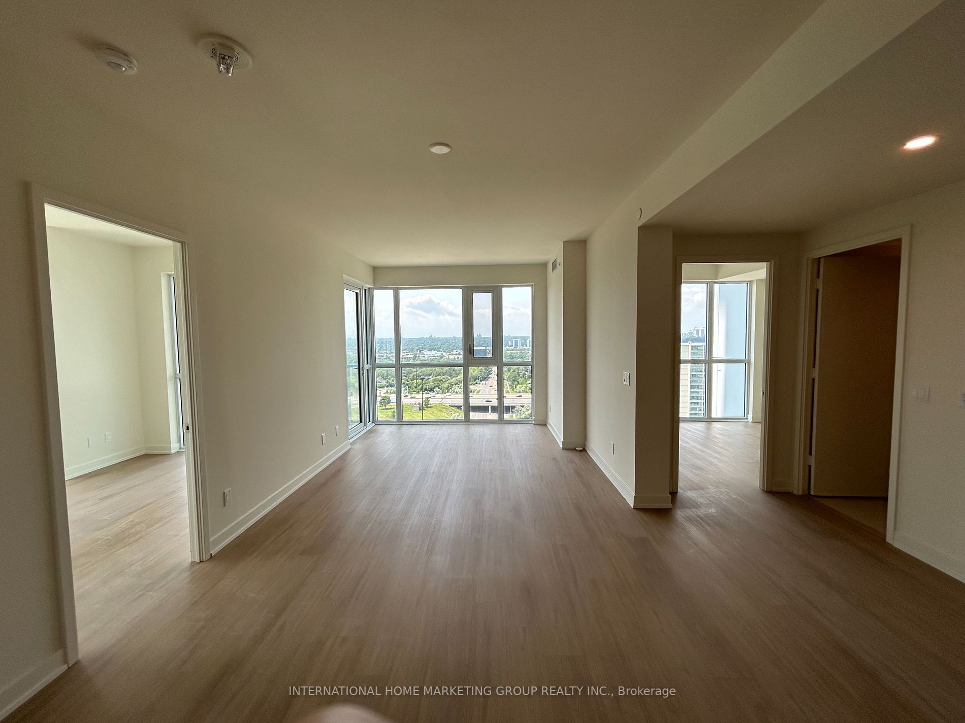 10 Deerlick Crt, #1702