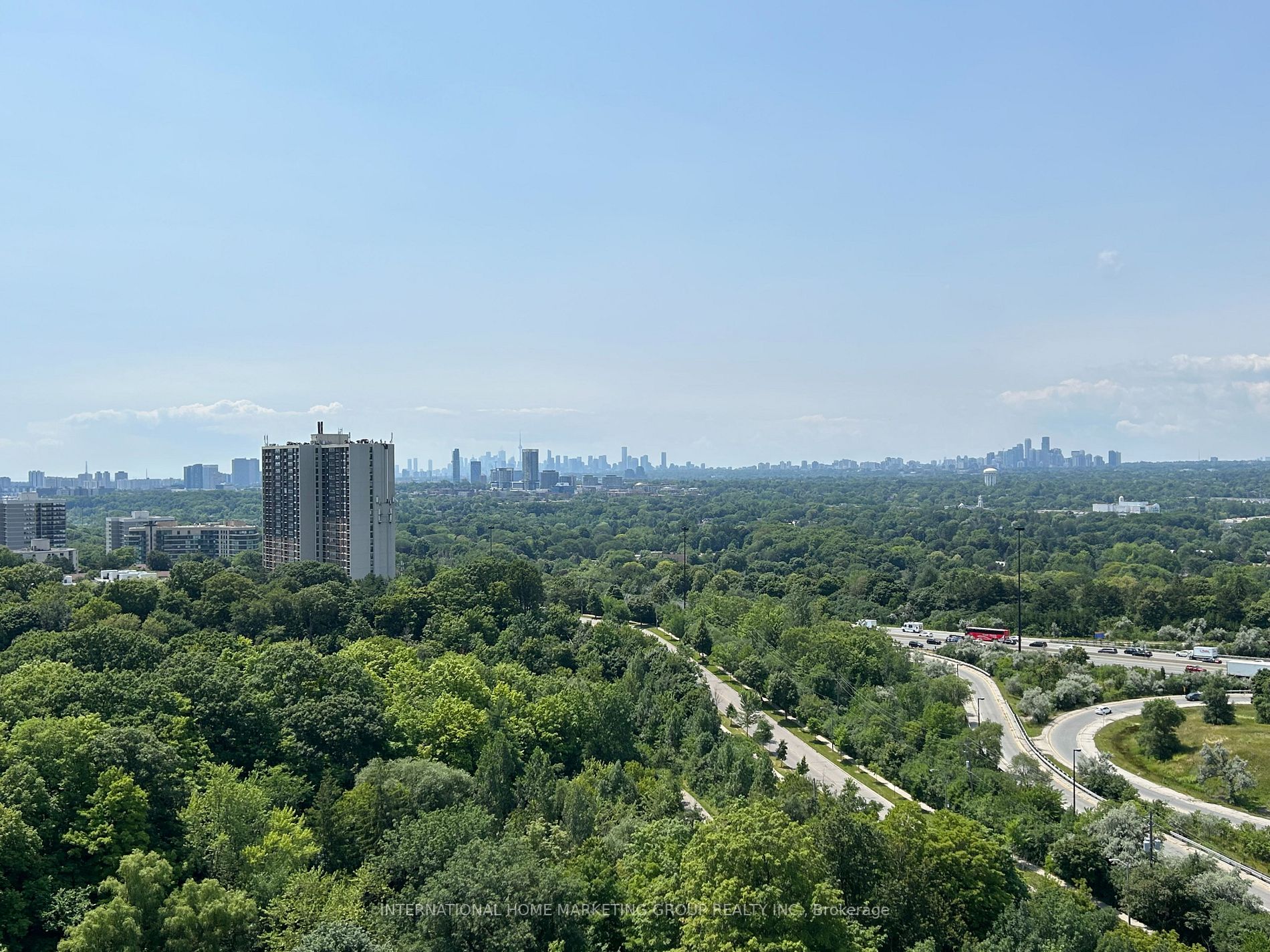 10 Deerlick Crt, #1702