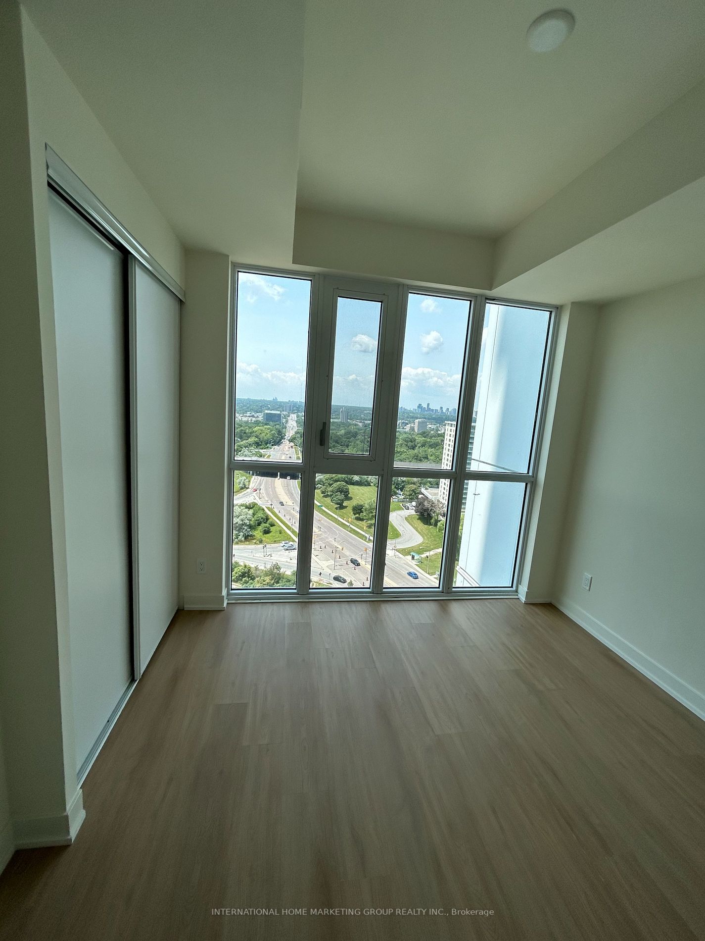 10 Deerlick Crt, #1702