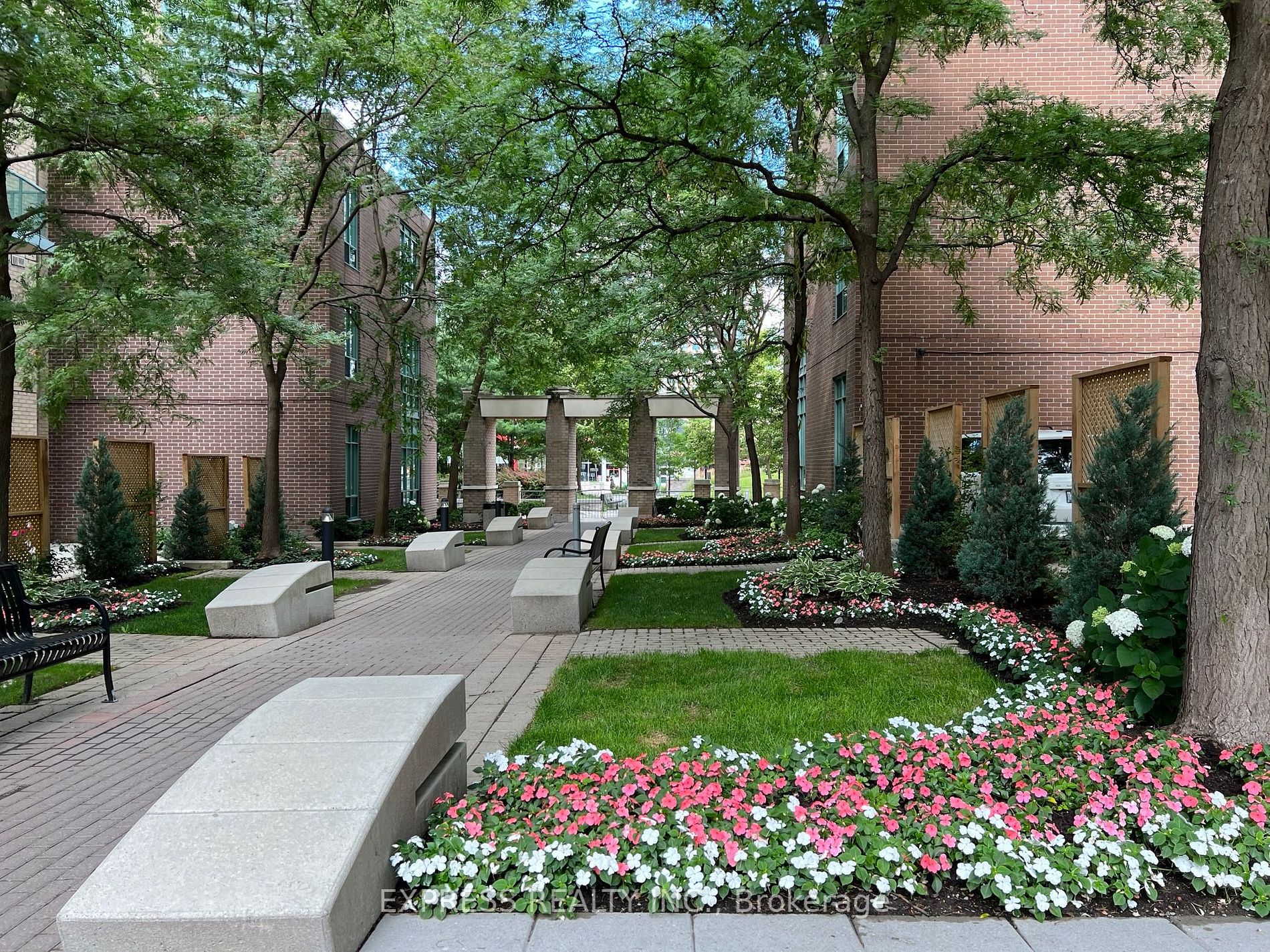 20 Olive Ave, #Lph10