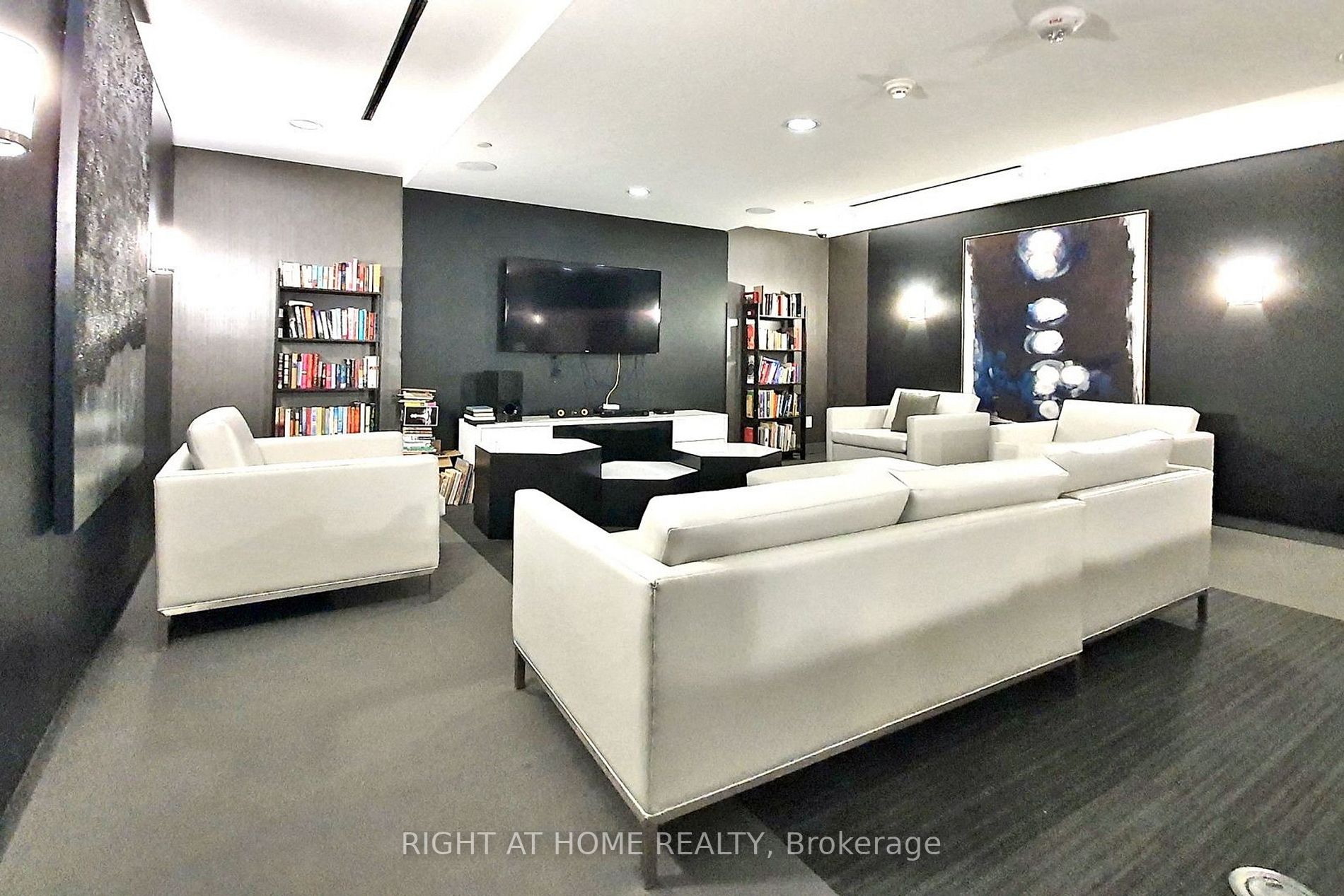 51 East Liberty St, #1304