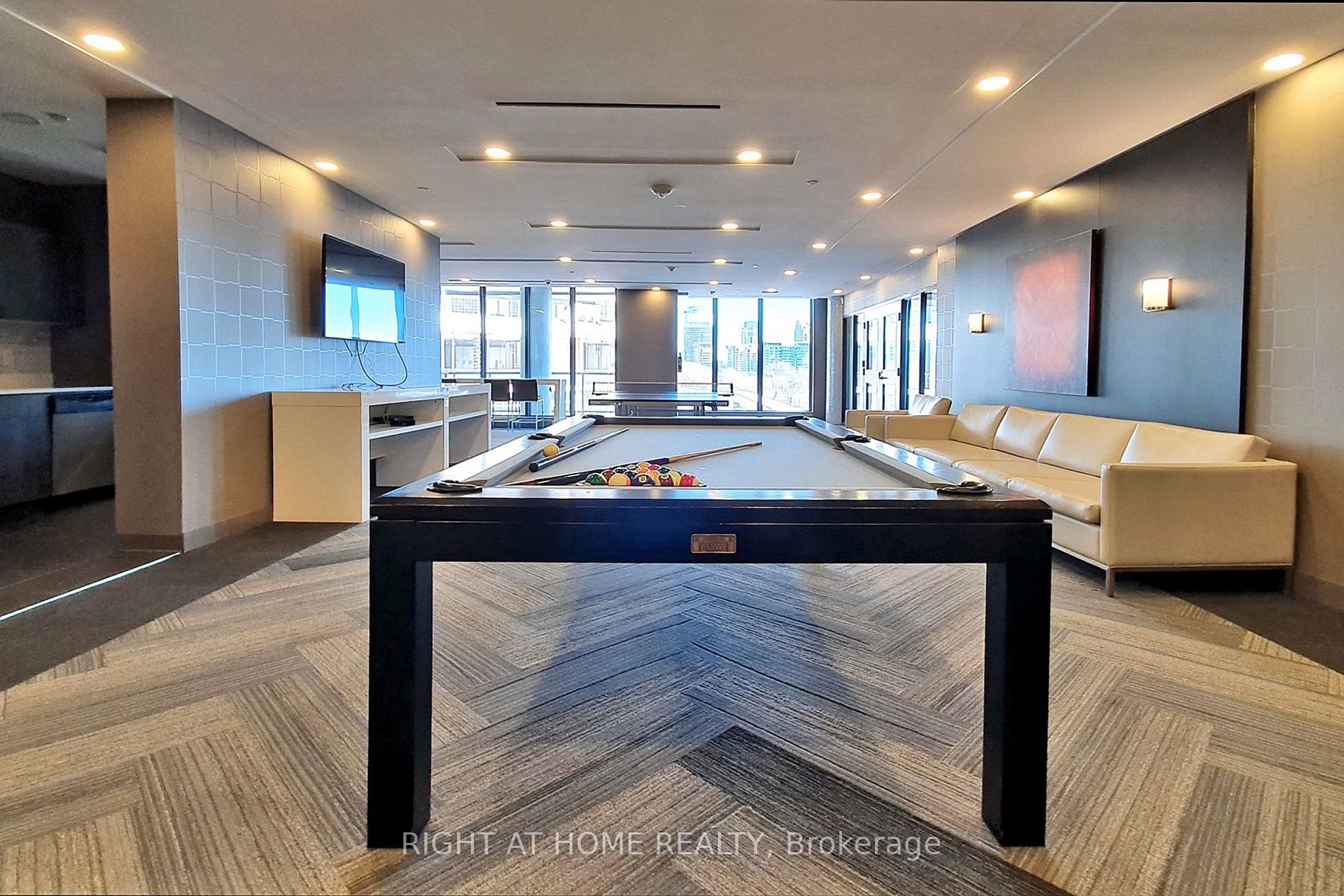 51 East Liberty St, #1304