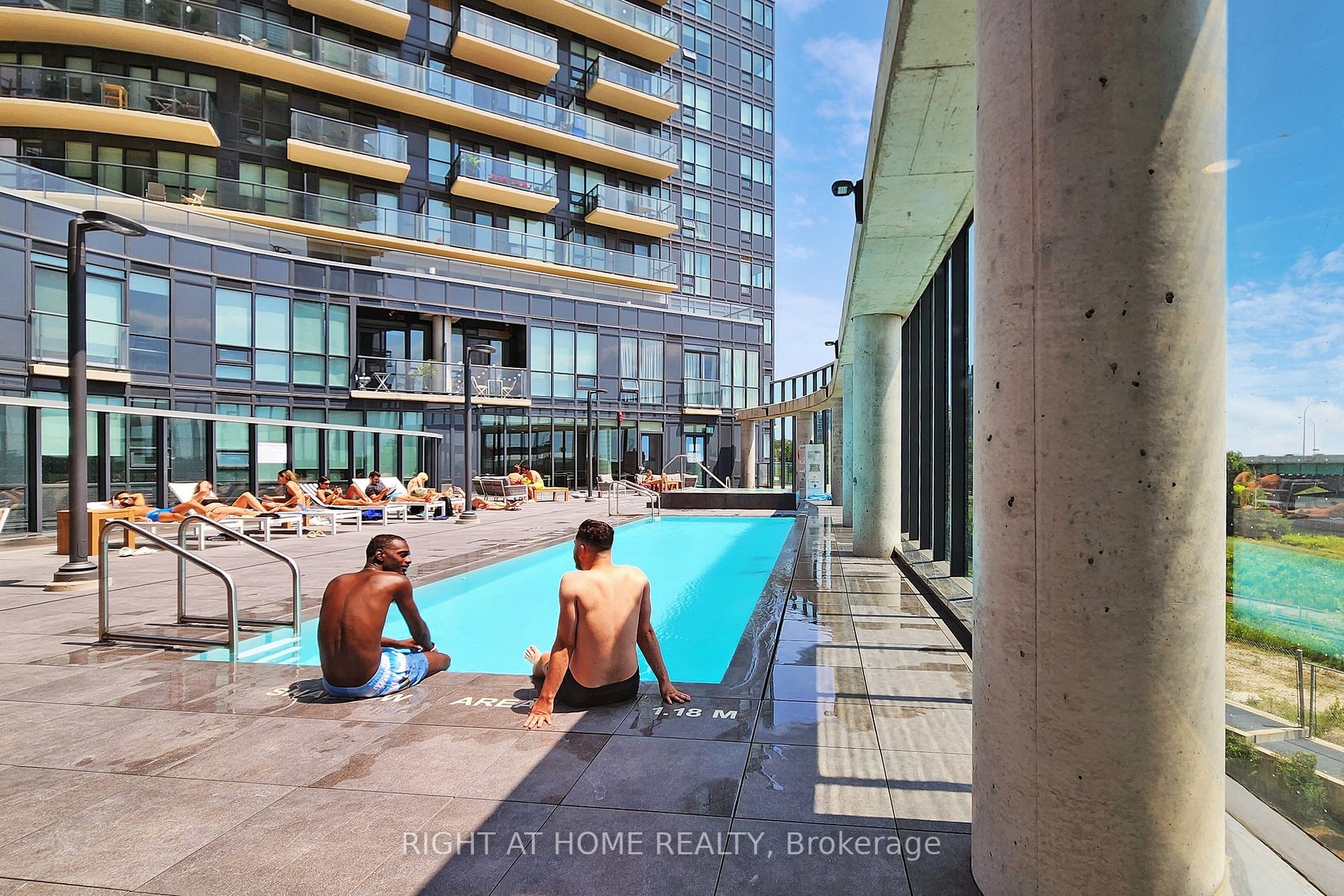 51 East Liberty St, #1304