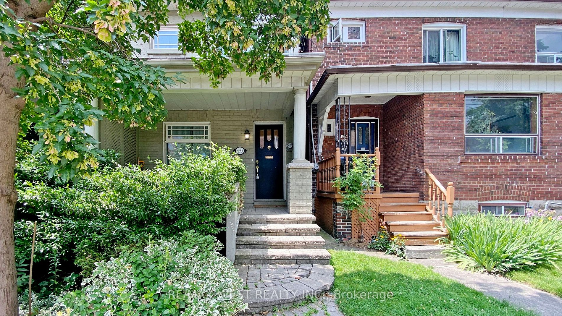 190 Markham St