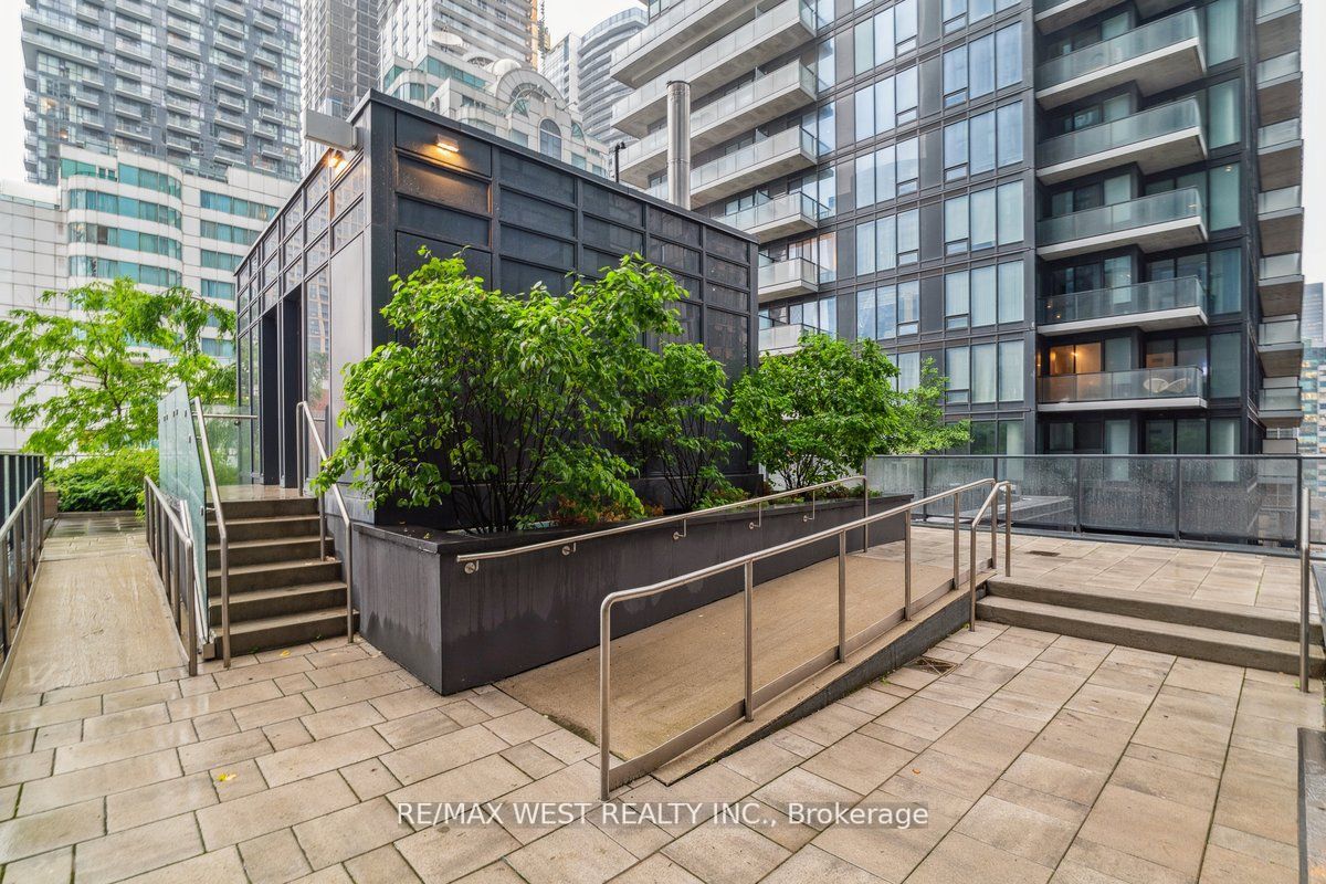 115 Blue Jays Way, #3312