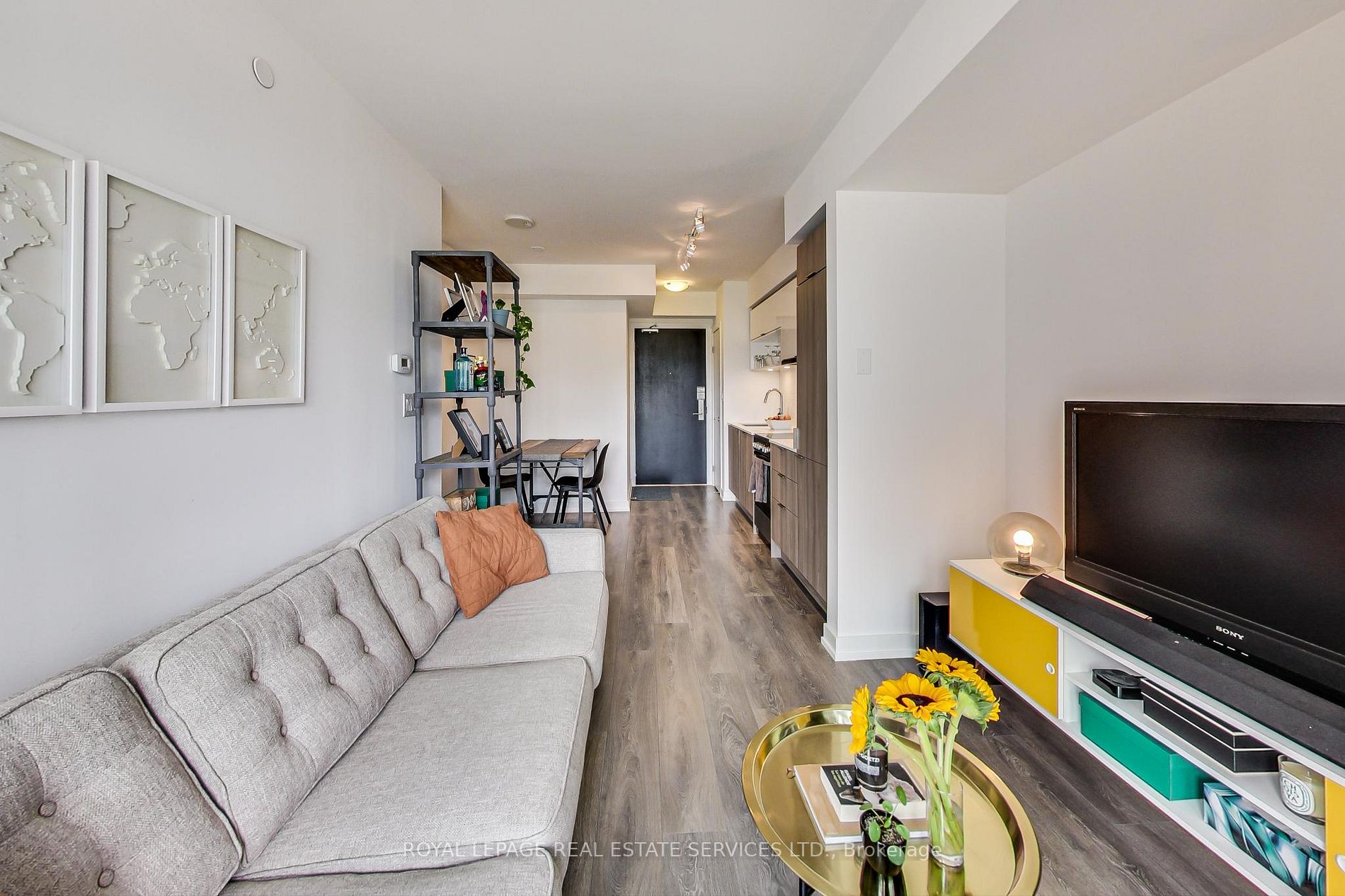 159 Wellesley St E, #710