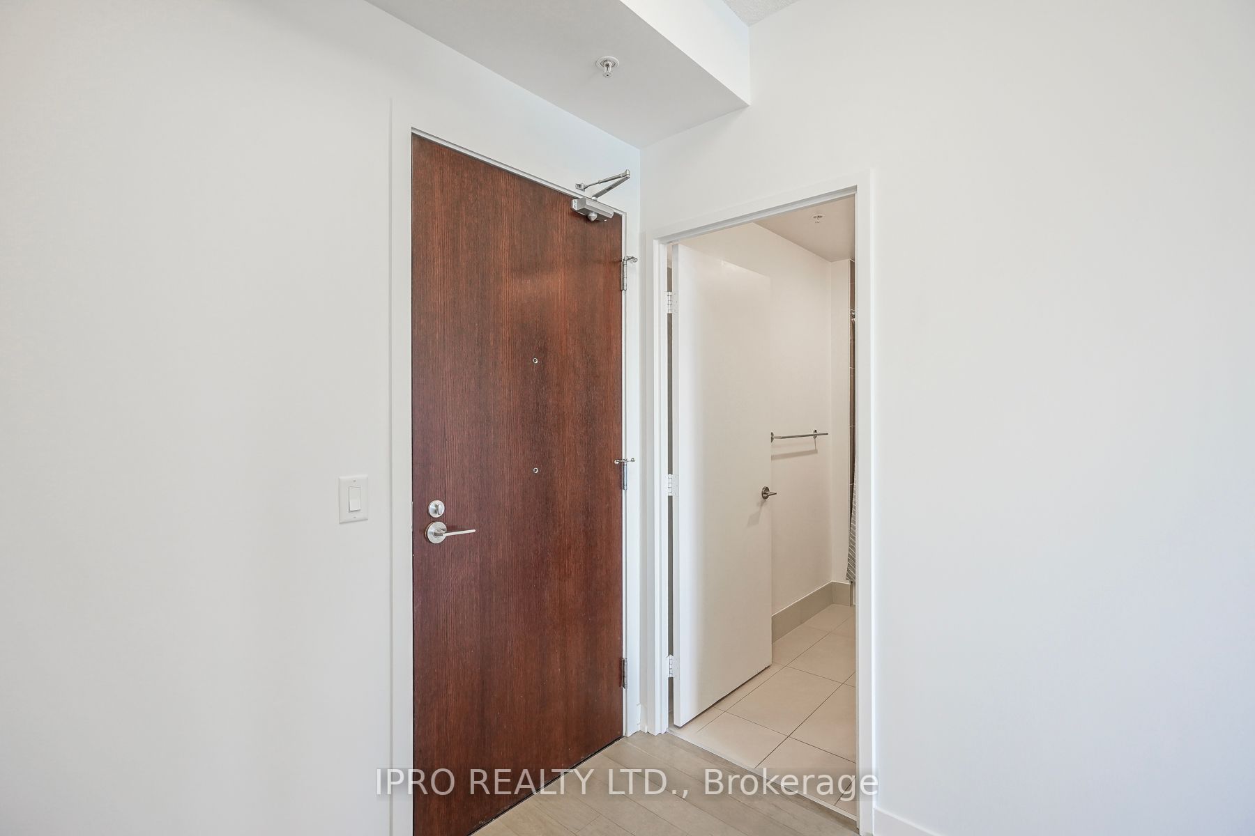 120 Bayview Ave, #N619