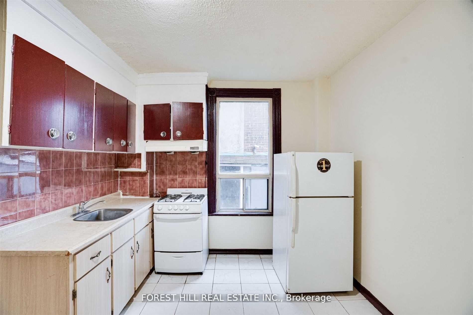 288 Ossington Ave