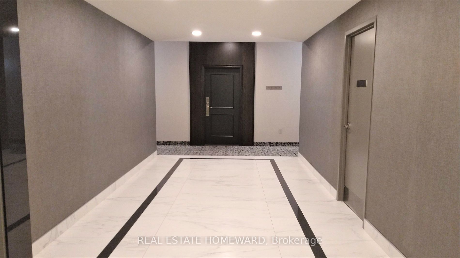 1 Leaside Park Dr, #417