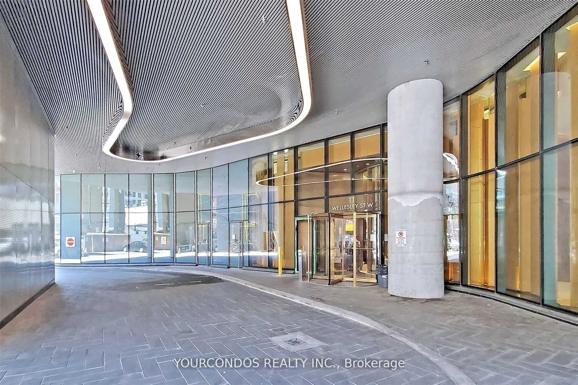 11 Wellesley St W, #2009