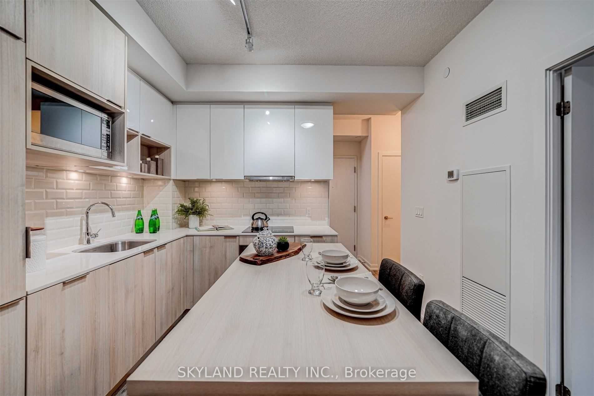 52 Forest Manor Road, #414