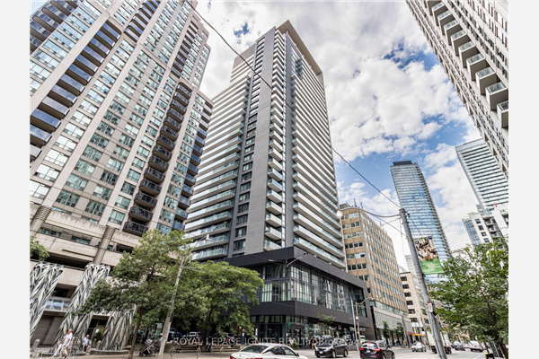 770 Bay St, Toronto