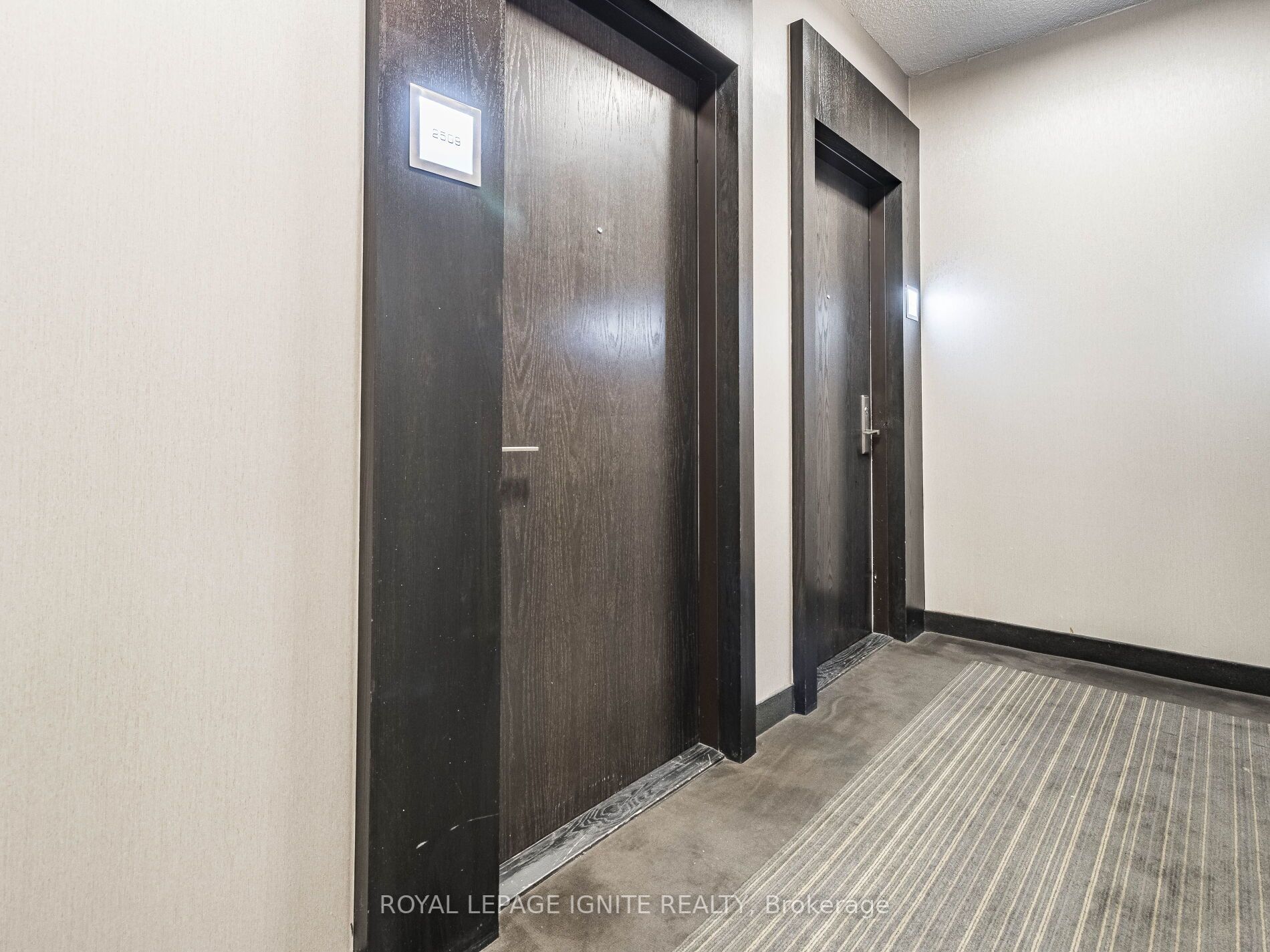 770 Bay St, #2509