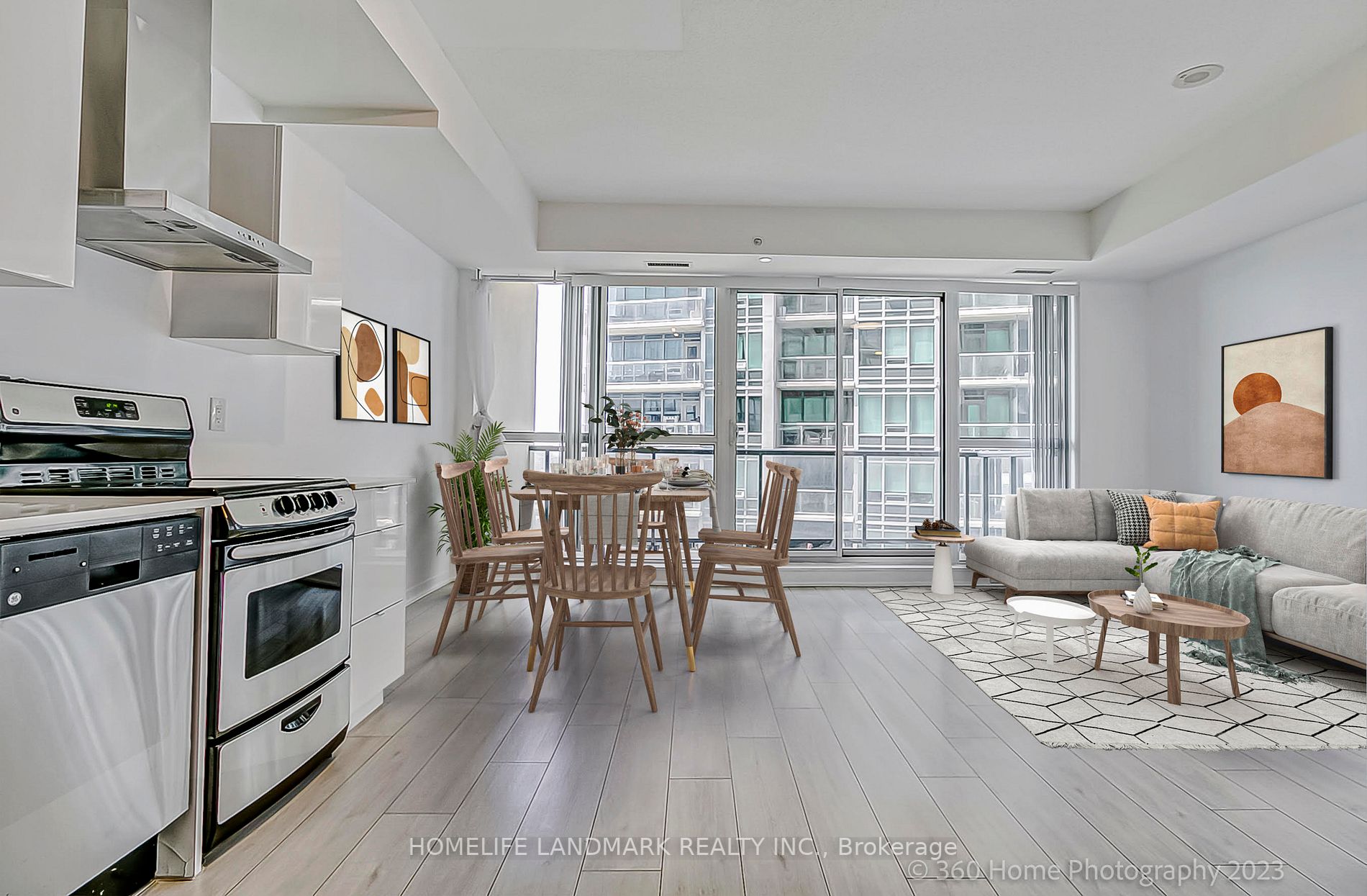 51 East Liberty St, #1016