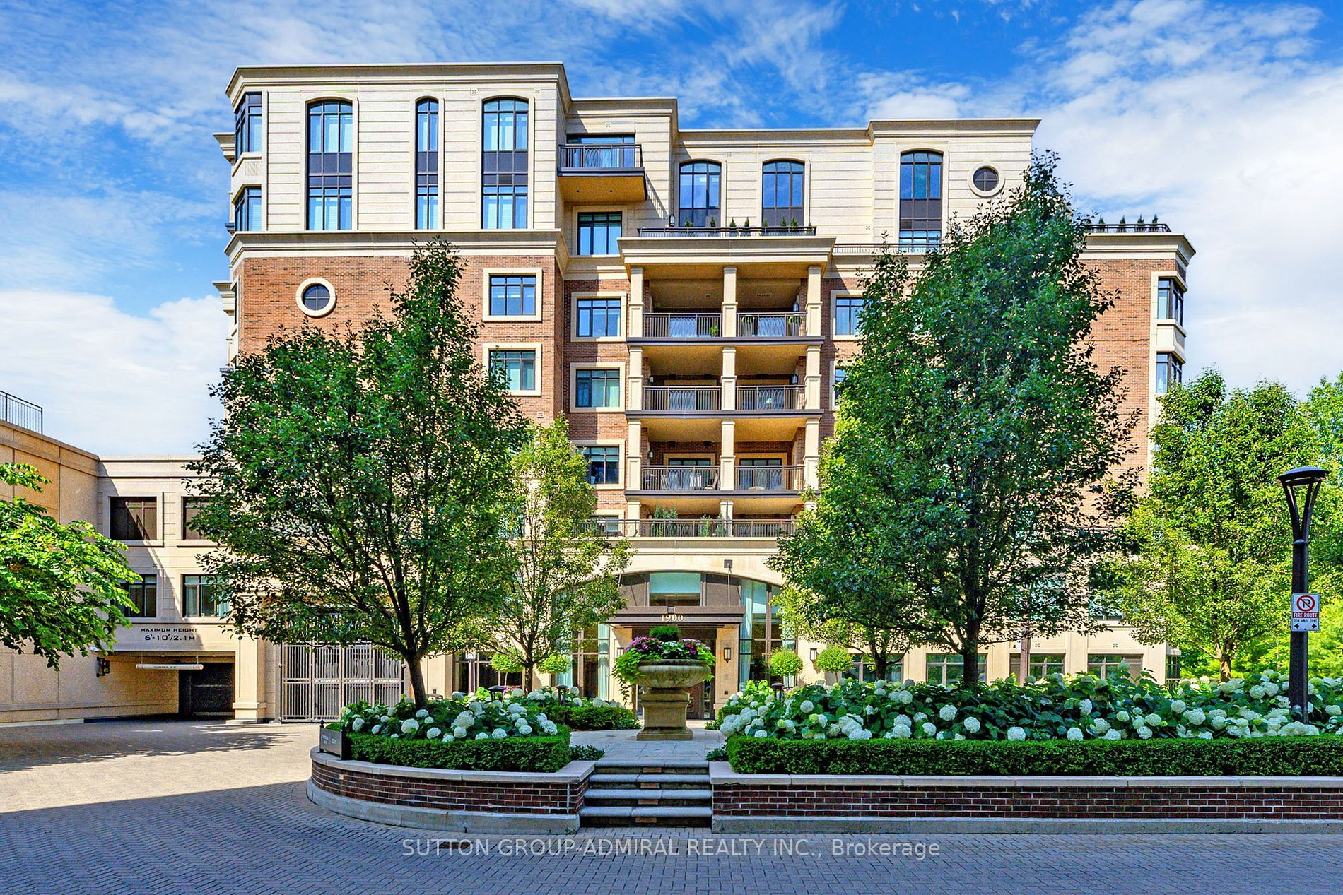 1900 Bayview Ave, #424