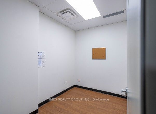 801 Eglinton Ave W, #300
