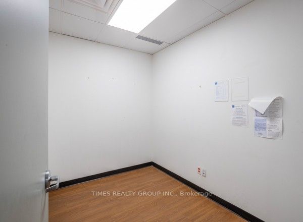 801 Eglinton Ave W, #300
