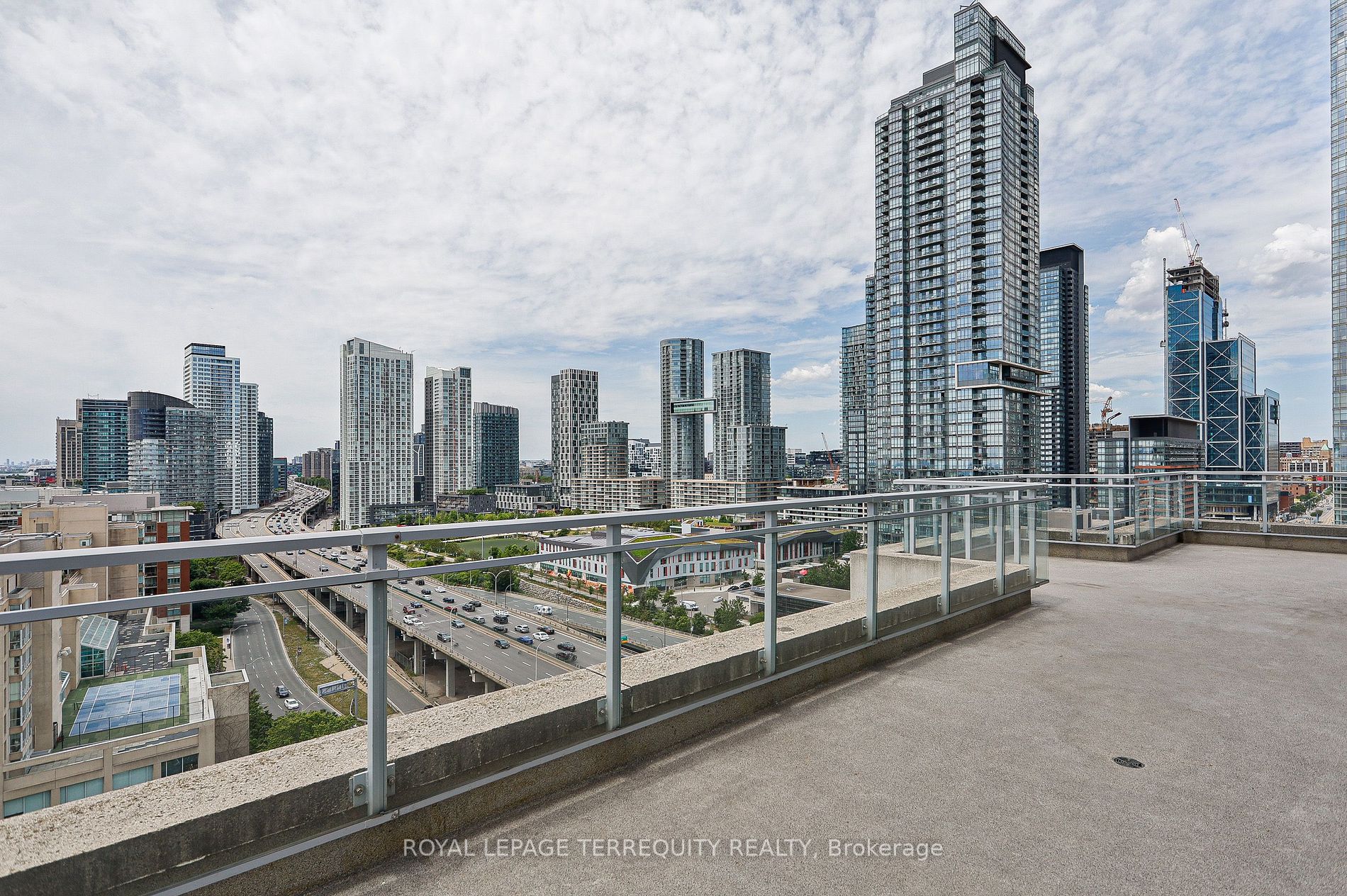 Listing C6684072 - Large Photo # 37