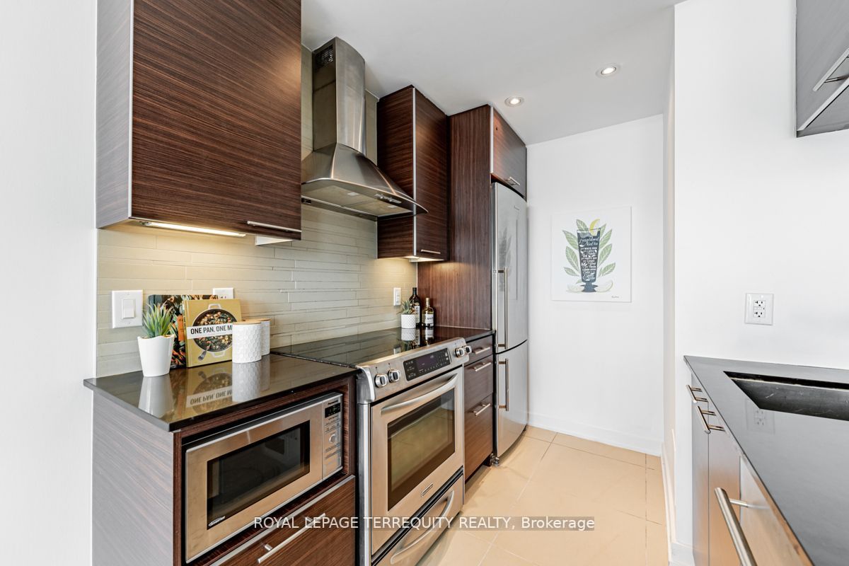 1 Market Street, #1410